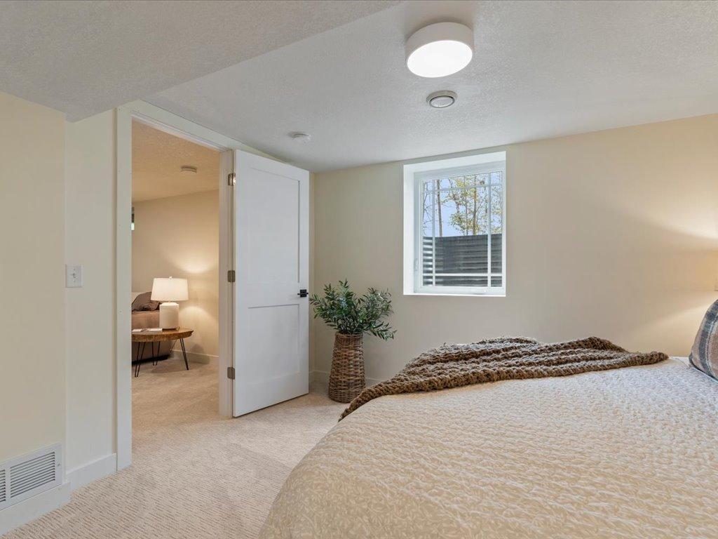 8896 Riverview Lane W Property Photo 27