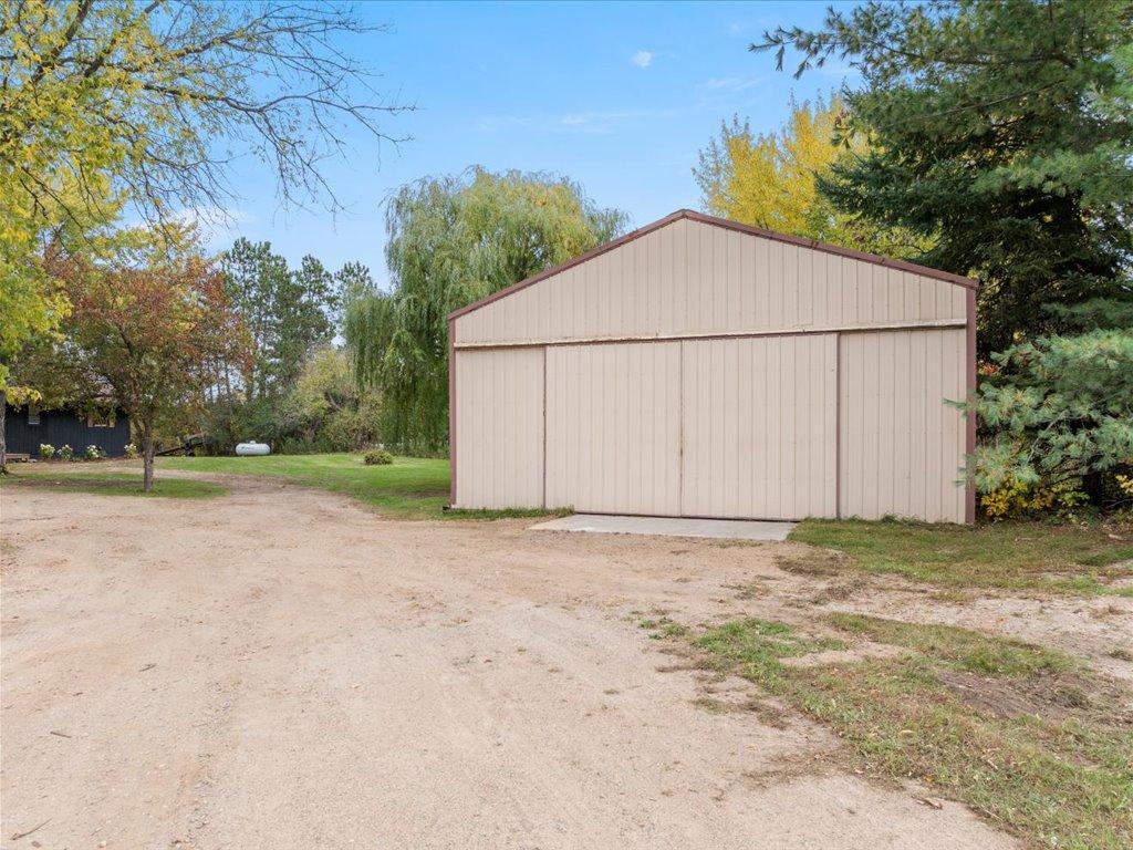 8896 Riverview Lane W Property Photo 38