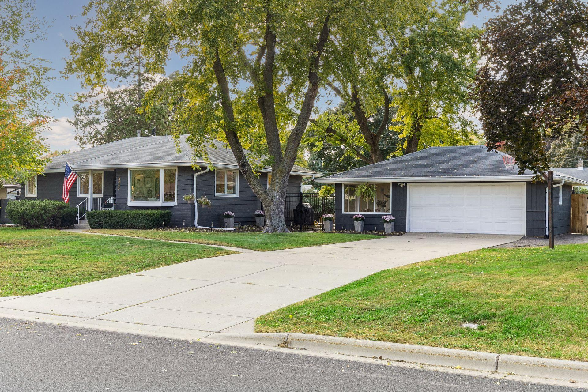 8840 Bloomington Avenue S Property Photo