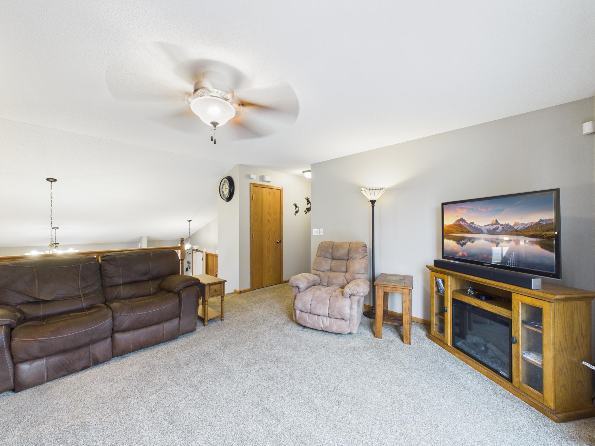 6724 Black Spruce Street Property Photo 13