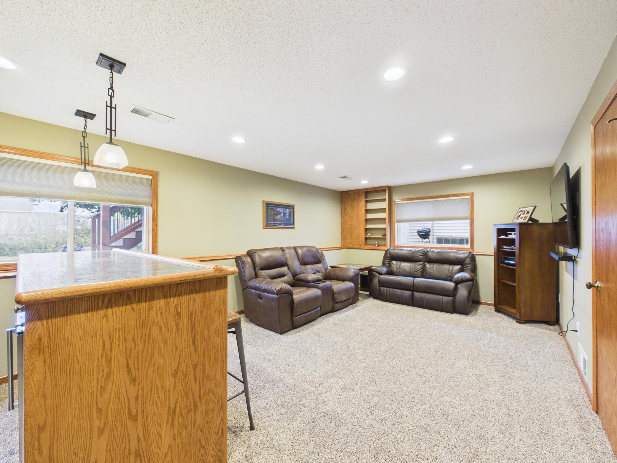6724 Black Spruce Street Property Photo 22