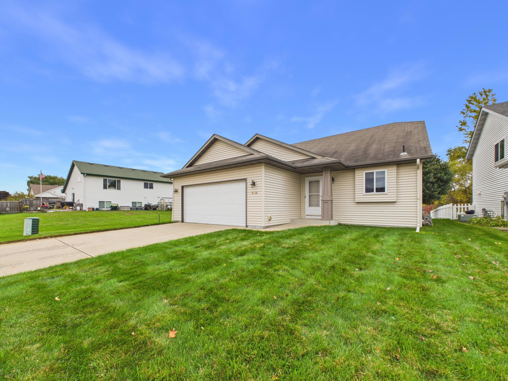 6724 Black Spruce Street Property Photo 25