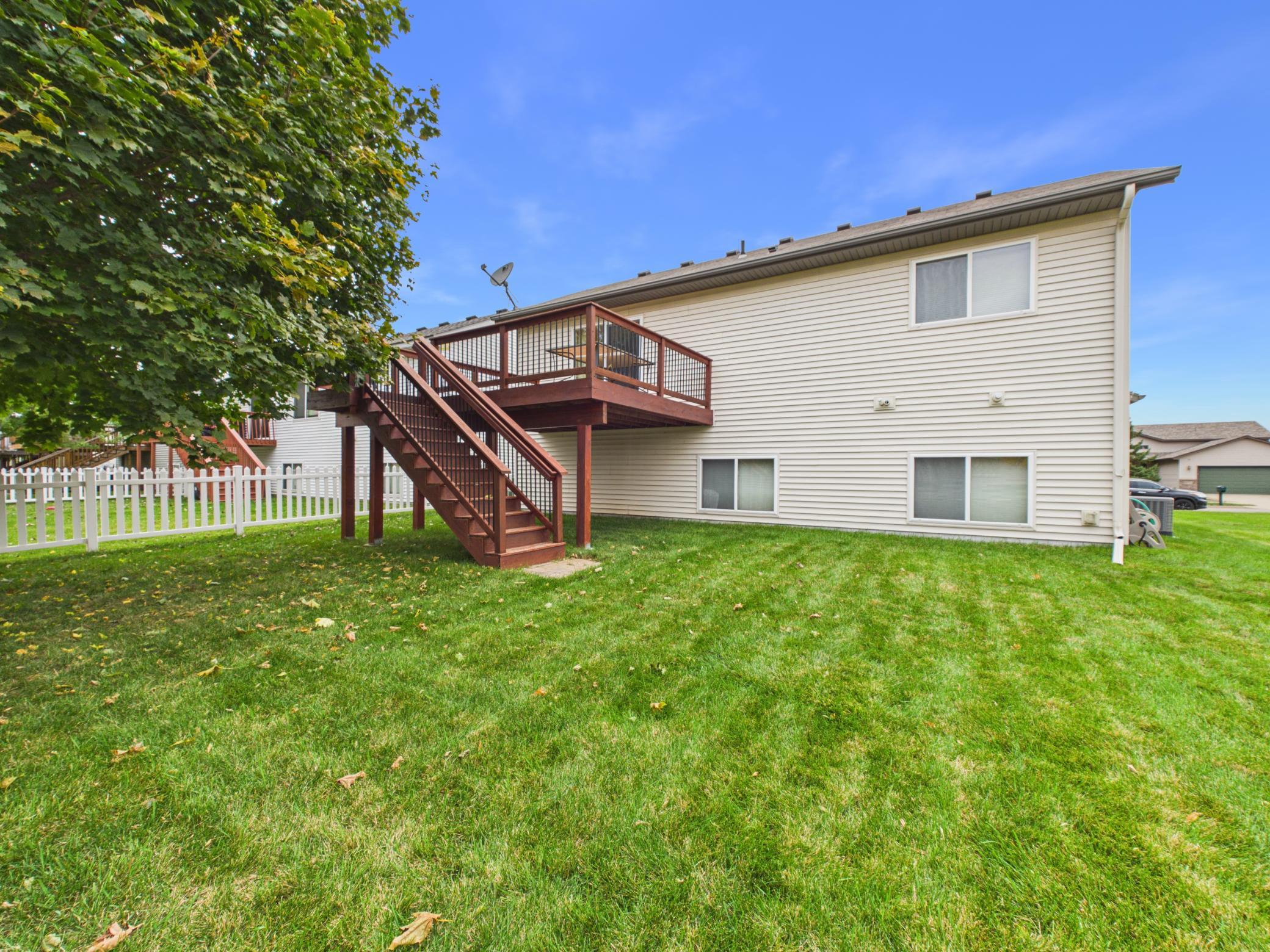 6724 Black Spruce Street Property Photo 26