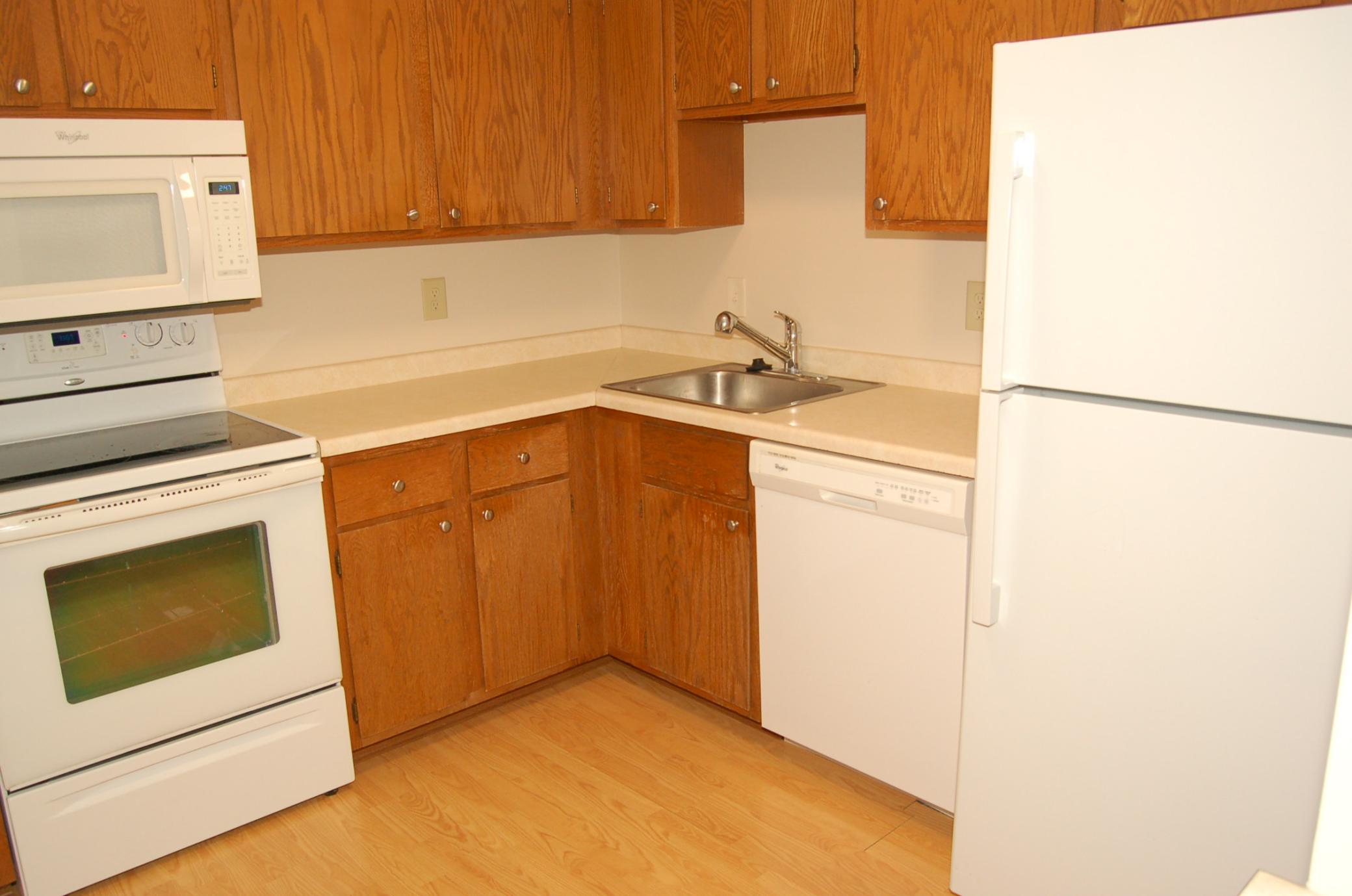 1887 Silver Bell Road 219 Property Photo 5