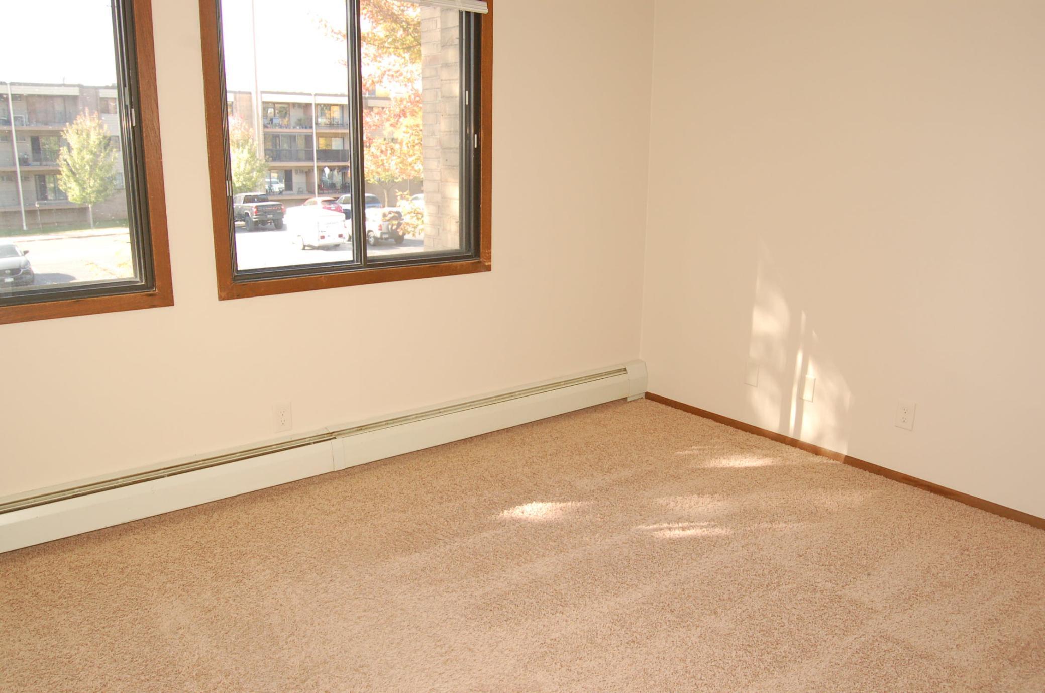 1887 Silver Bell Road 219 Property Photo 8