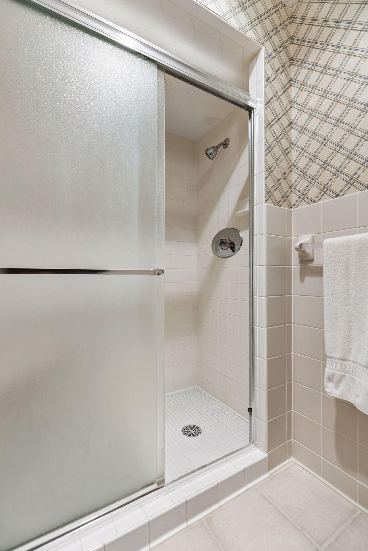 1235 Yale Place 908 Property Photo 22