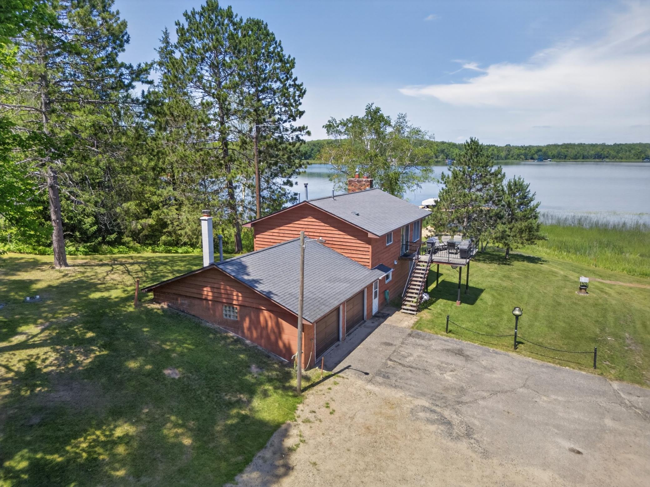 21852 Moose Point Road Property Photo 4