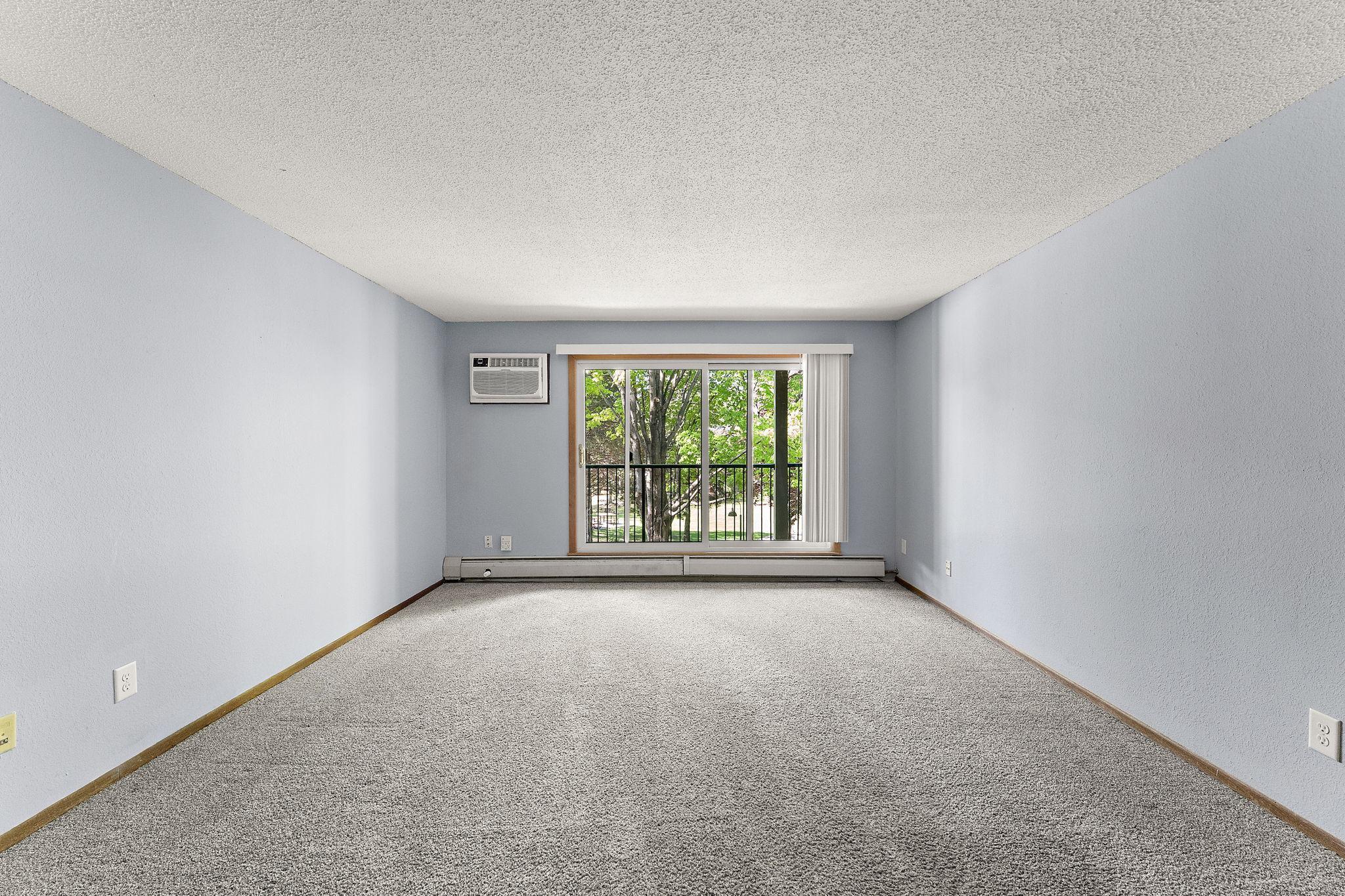 3155 Coachman Road 308 Property Photo 4