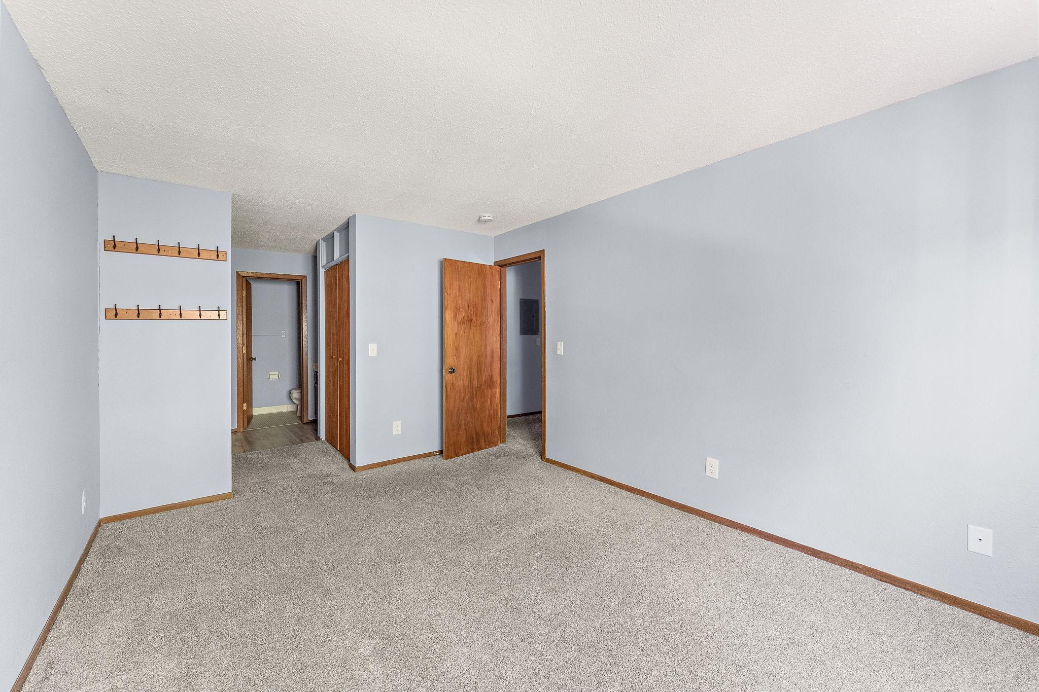 3155 Coachman Road 308 Property Photo 9