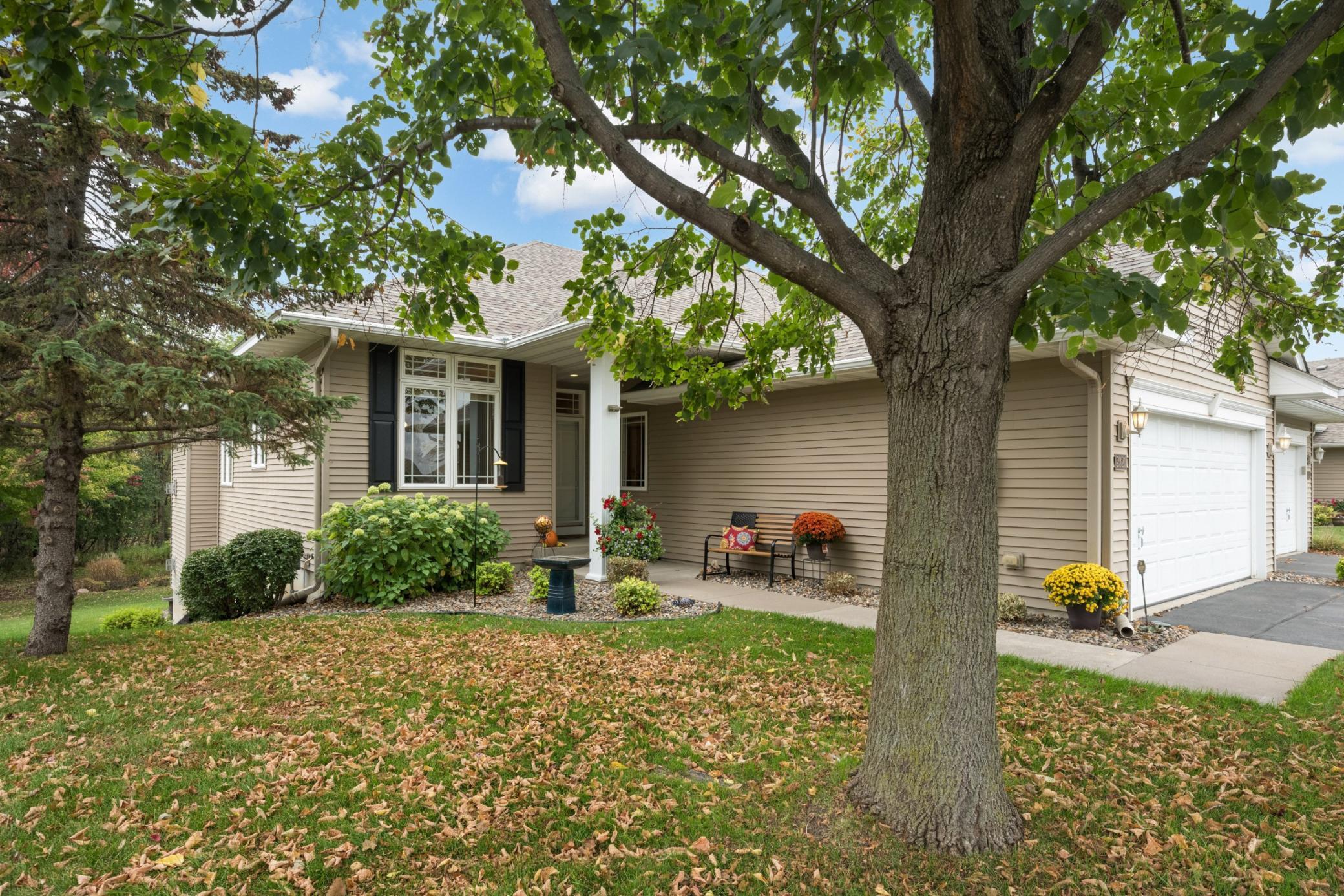 2321 Glacier Way Property Photo 1