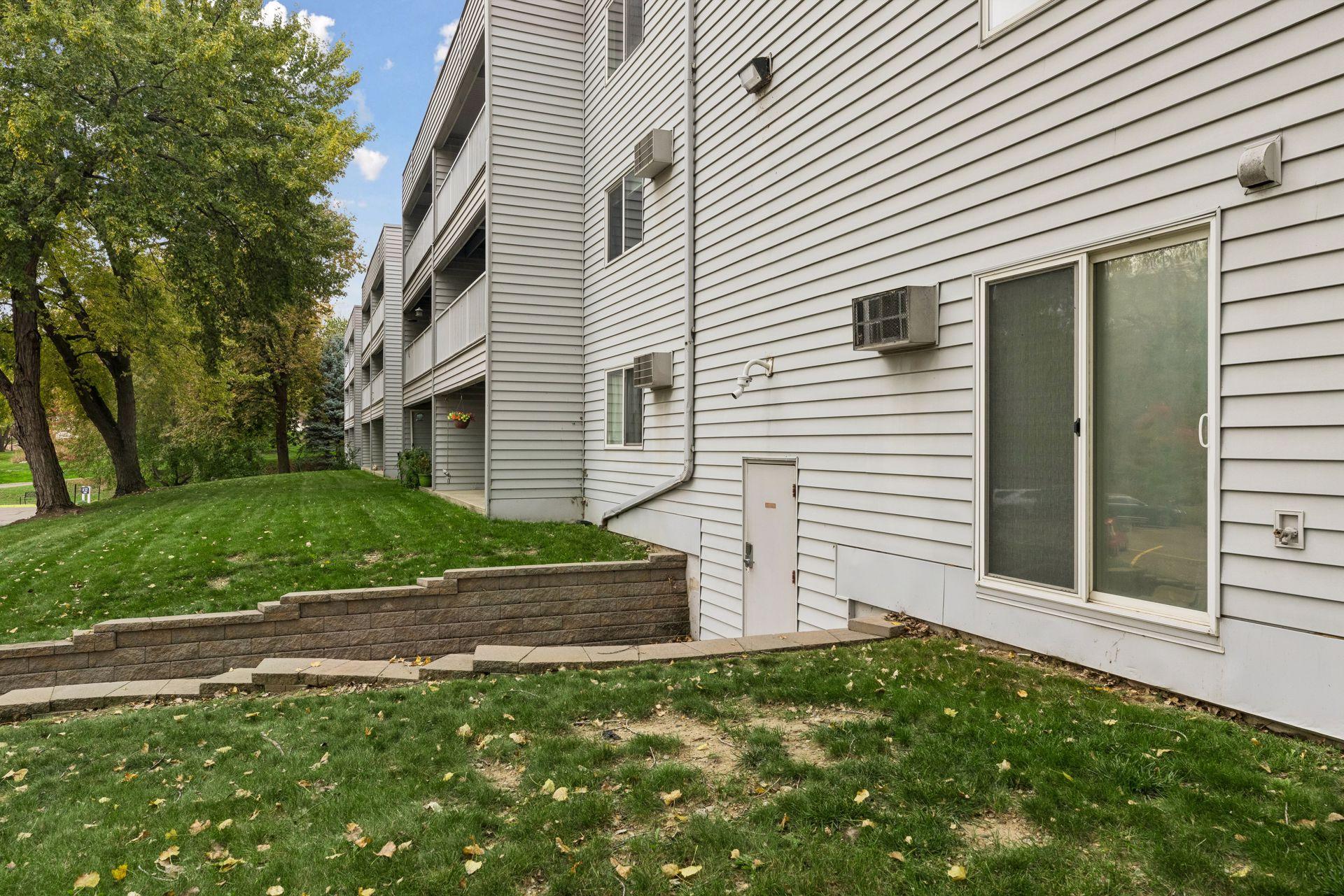 175 County Road B2 E 101a Property Photo 46