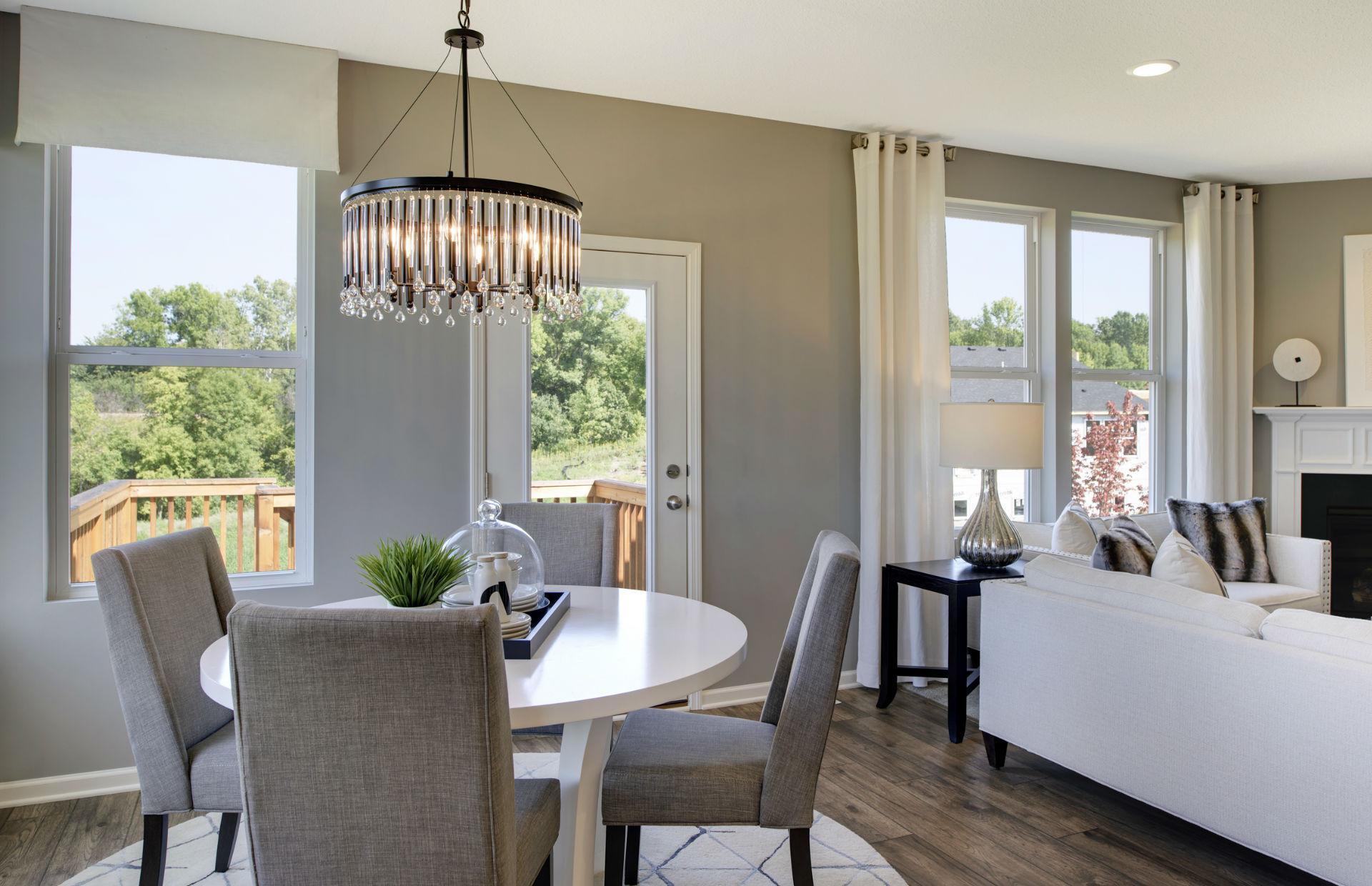 19065 101st Place Property Photo 3