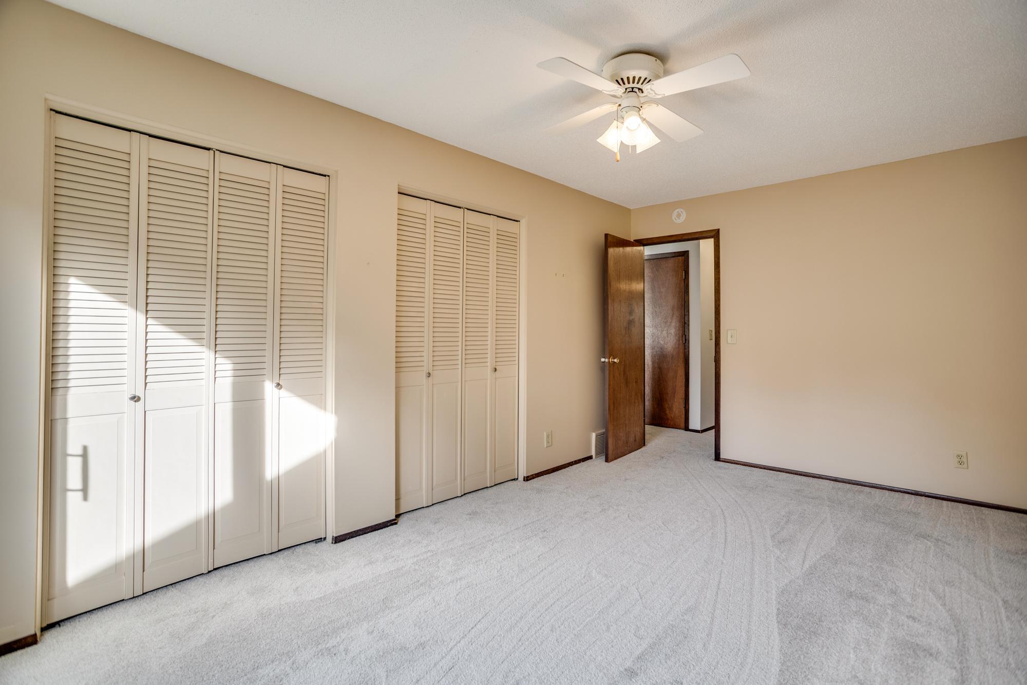472 W Eagle Lake Drive Property Photo 10