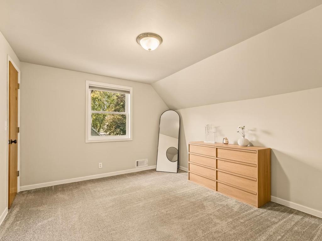 648 109th Avenue Nw Property Photo 18