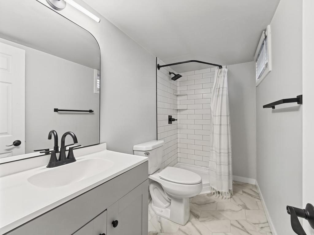 648 109th Avenue Nw Property Photo 21