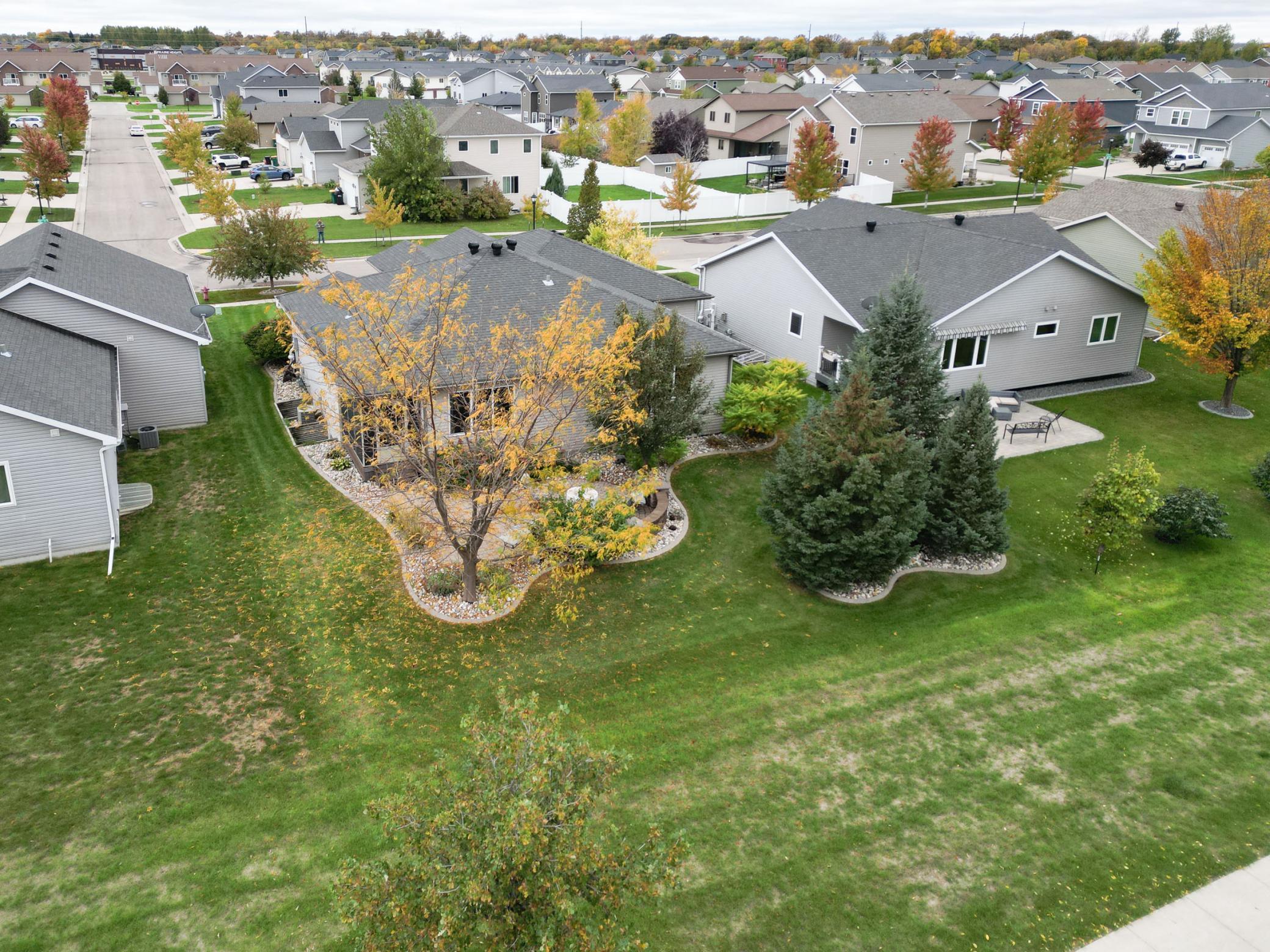 222 30th Avenue E Property Photo 10