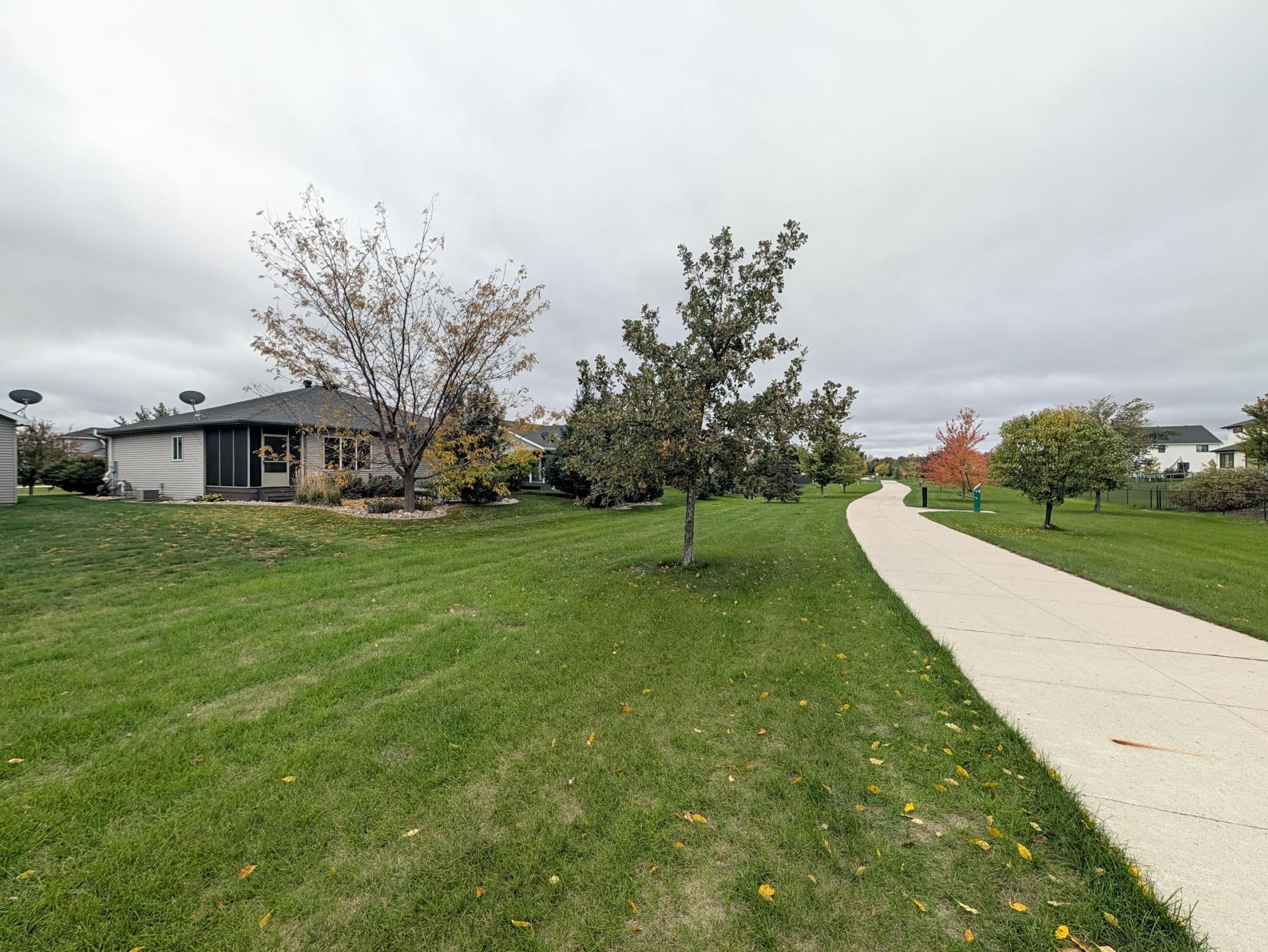 222 30th Avenue E Property Photo 11