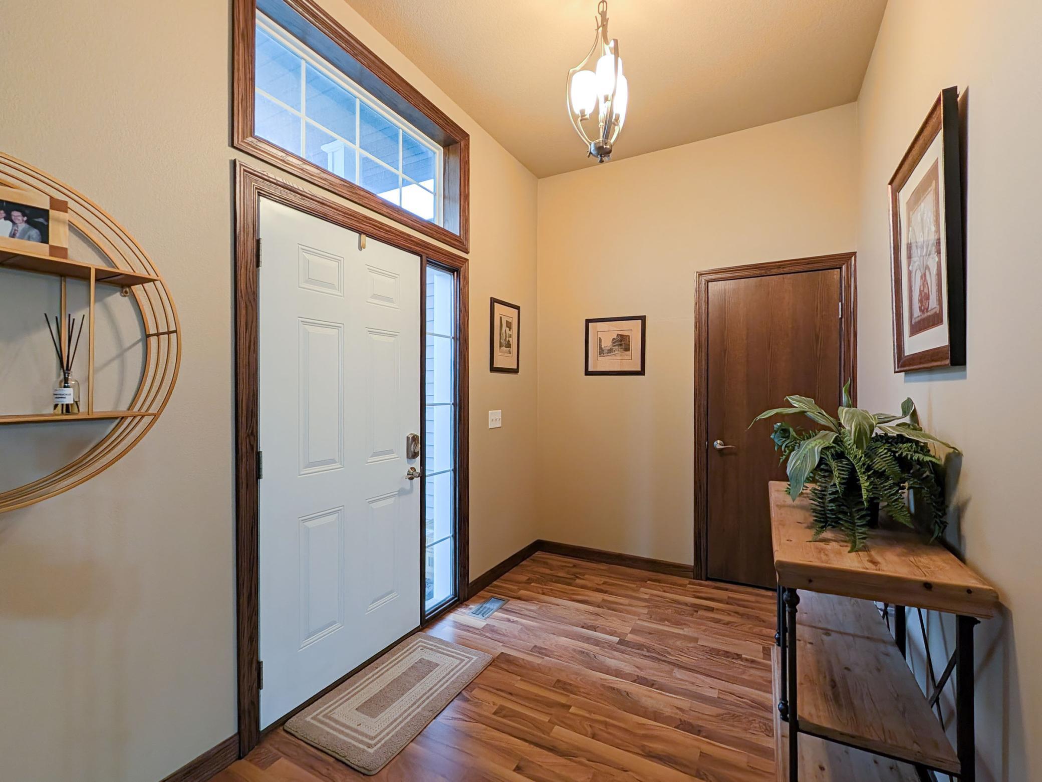 222 30th Avenue E Property Photo 16