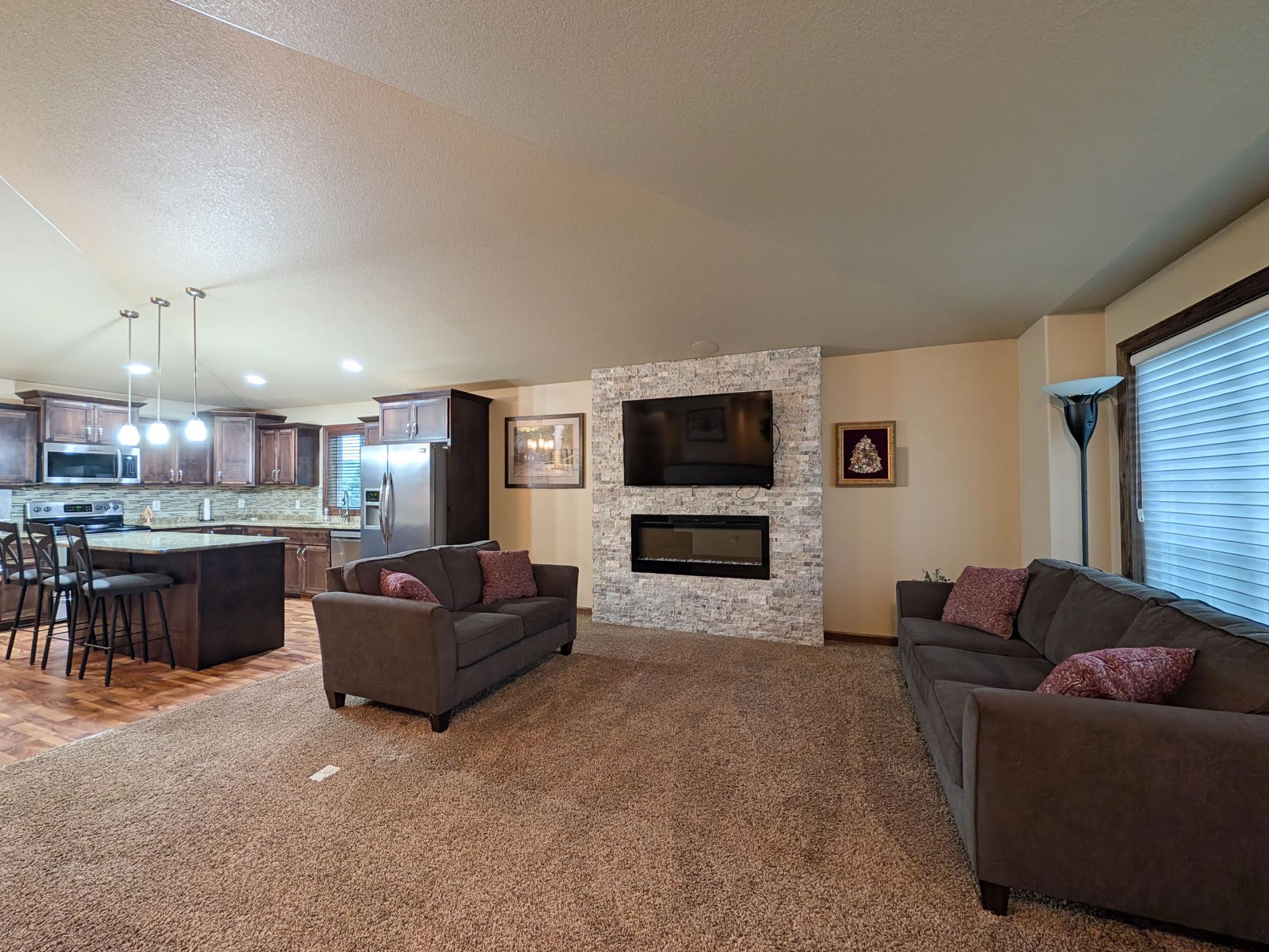 222 30th Avenue E Property Photo 18