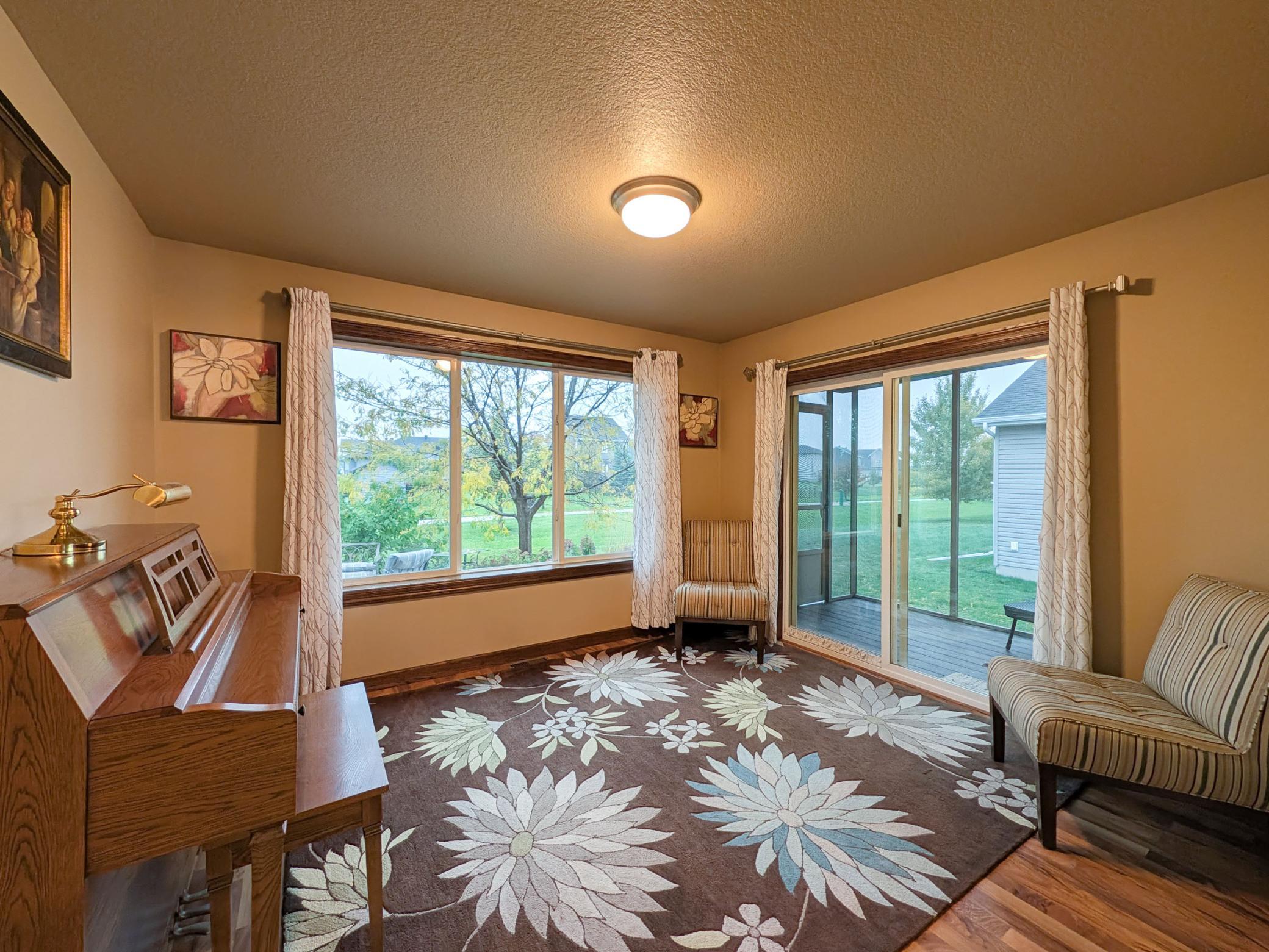 222 30th Avenue E Property Photo 25