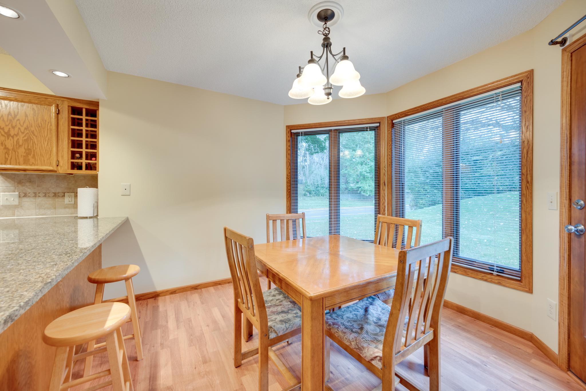 915 Park Knoll Drive Property Photo 13