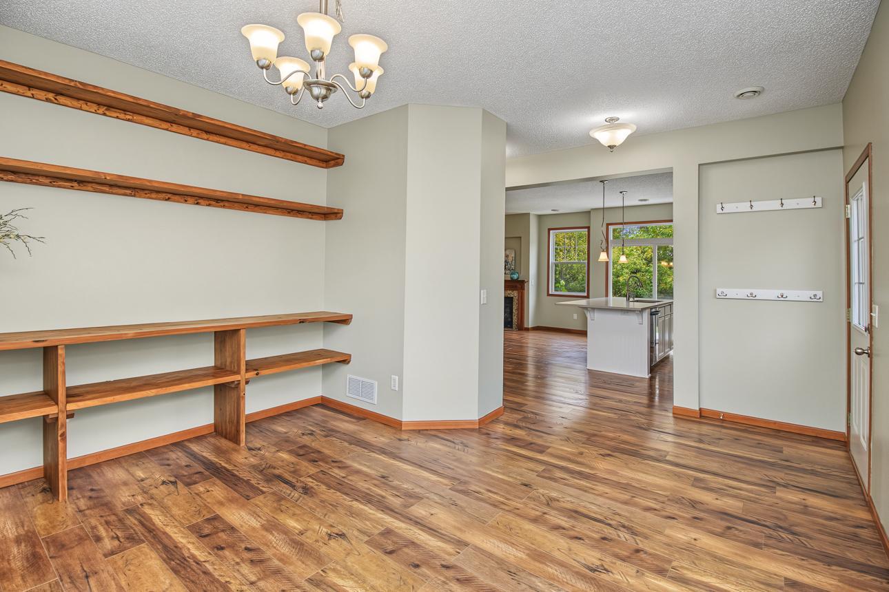 560 Ravencroft Road Property Photo 4