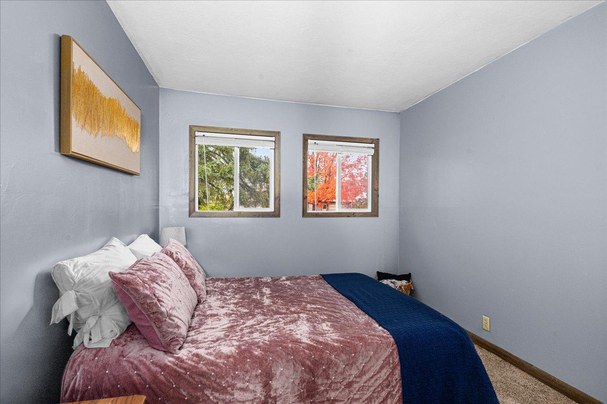 905 N Ebony Avenue Property Photo 17