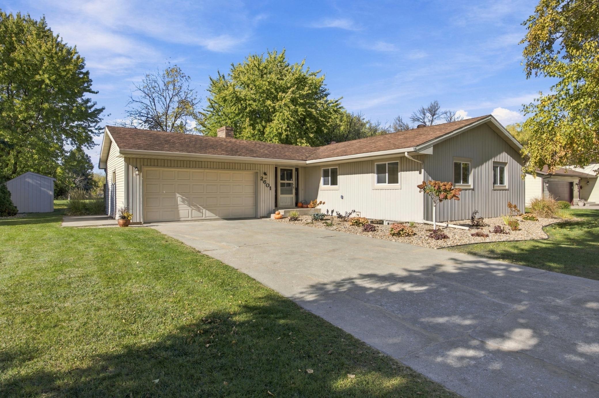 2601 Fairway Drive Property Photo 1