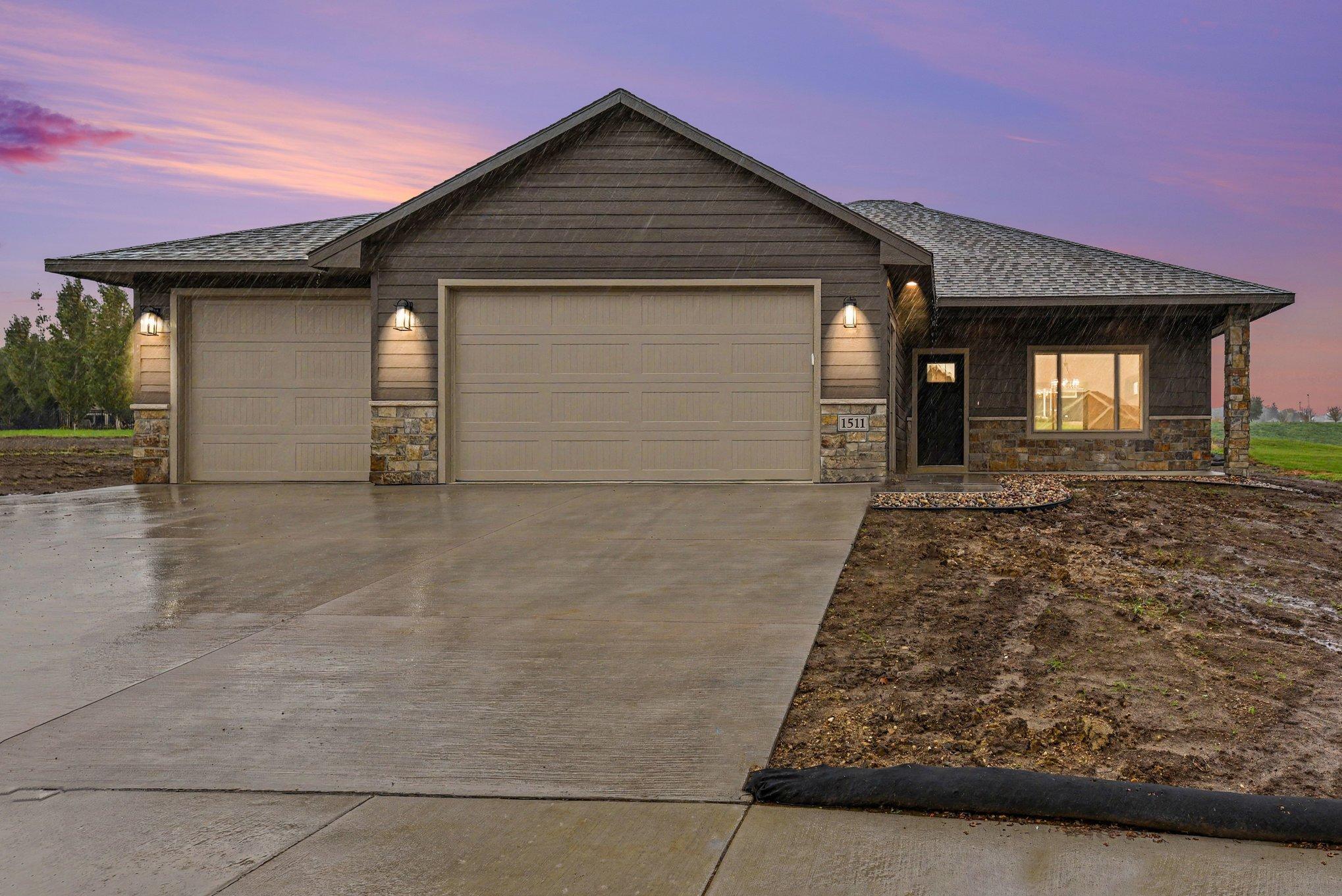 1511 Buffalo Ridge Drive Property Photo 1