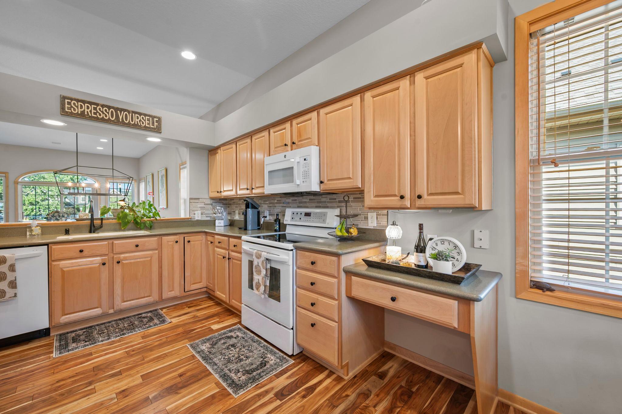 1404 Beachcomber Boulevard Property Photo 19