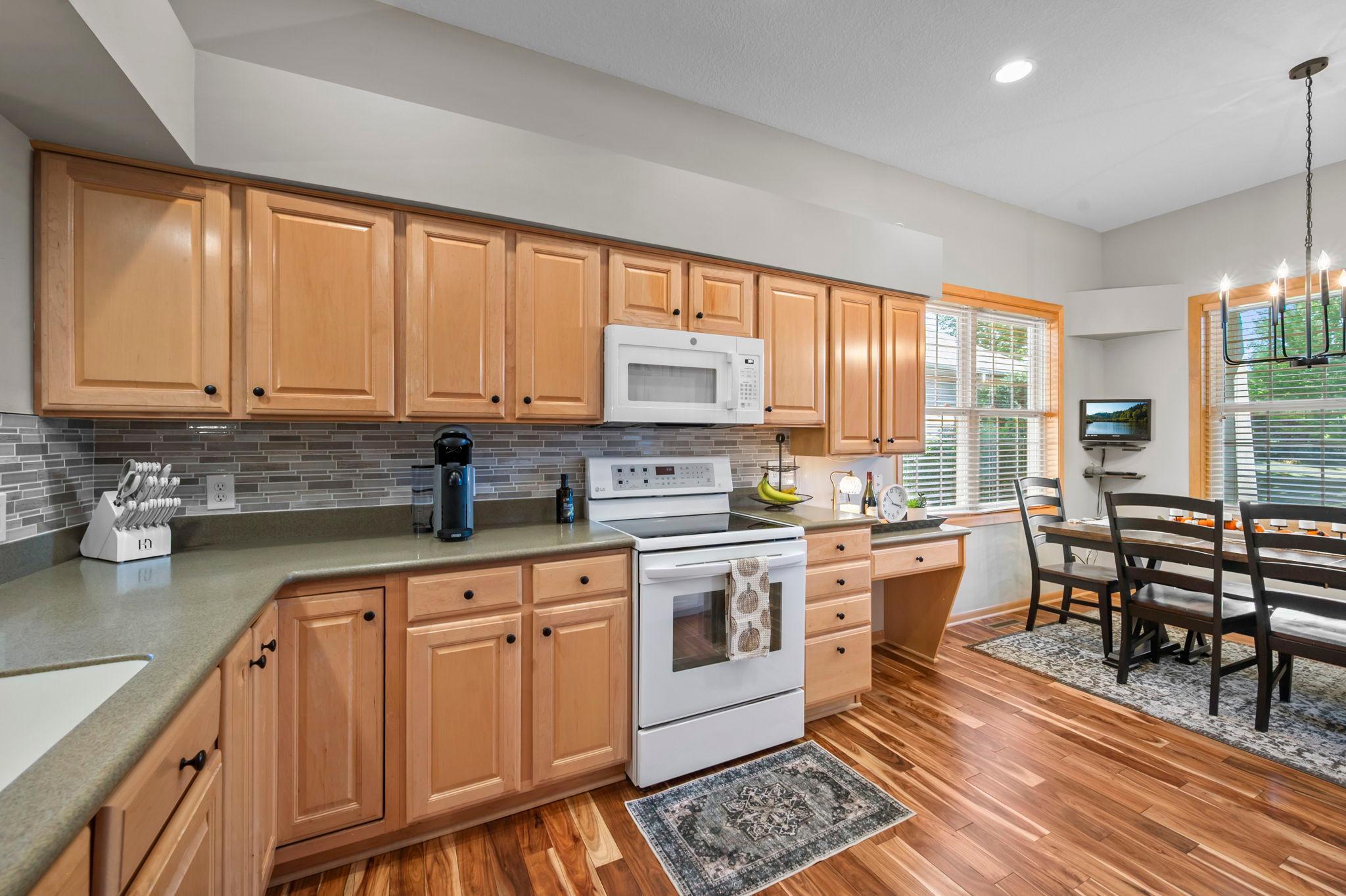 1404 Beachcomber Boulevard Property Photo 22