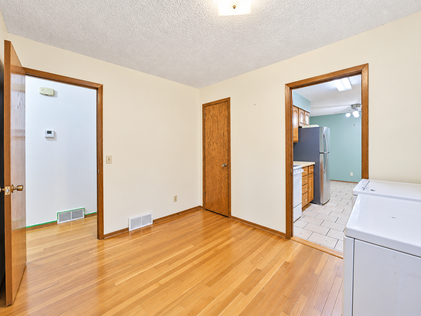 908 12th Avenue Ne Property Photo 17