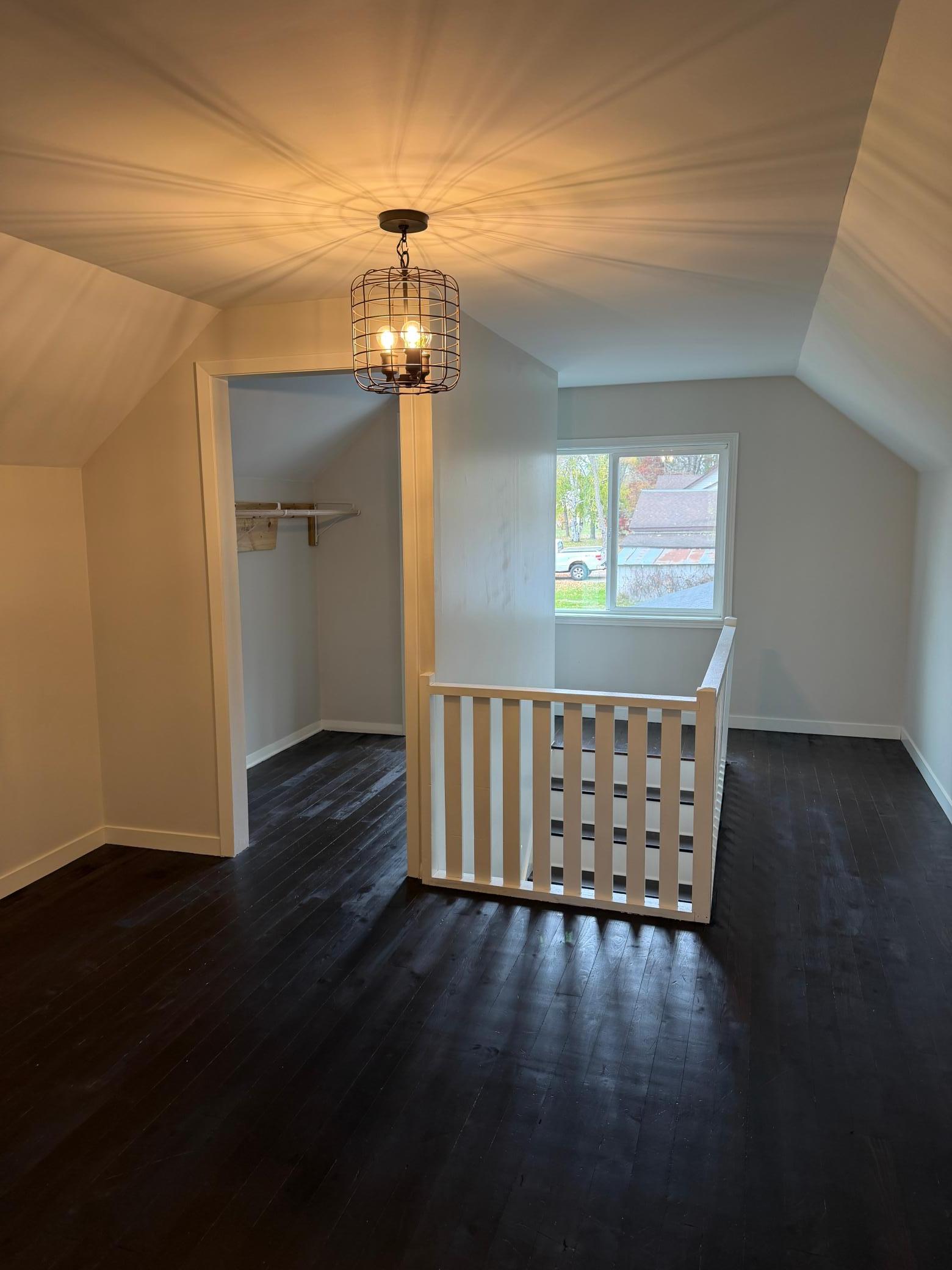 23929 Pine Avenue Property Photo 9
