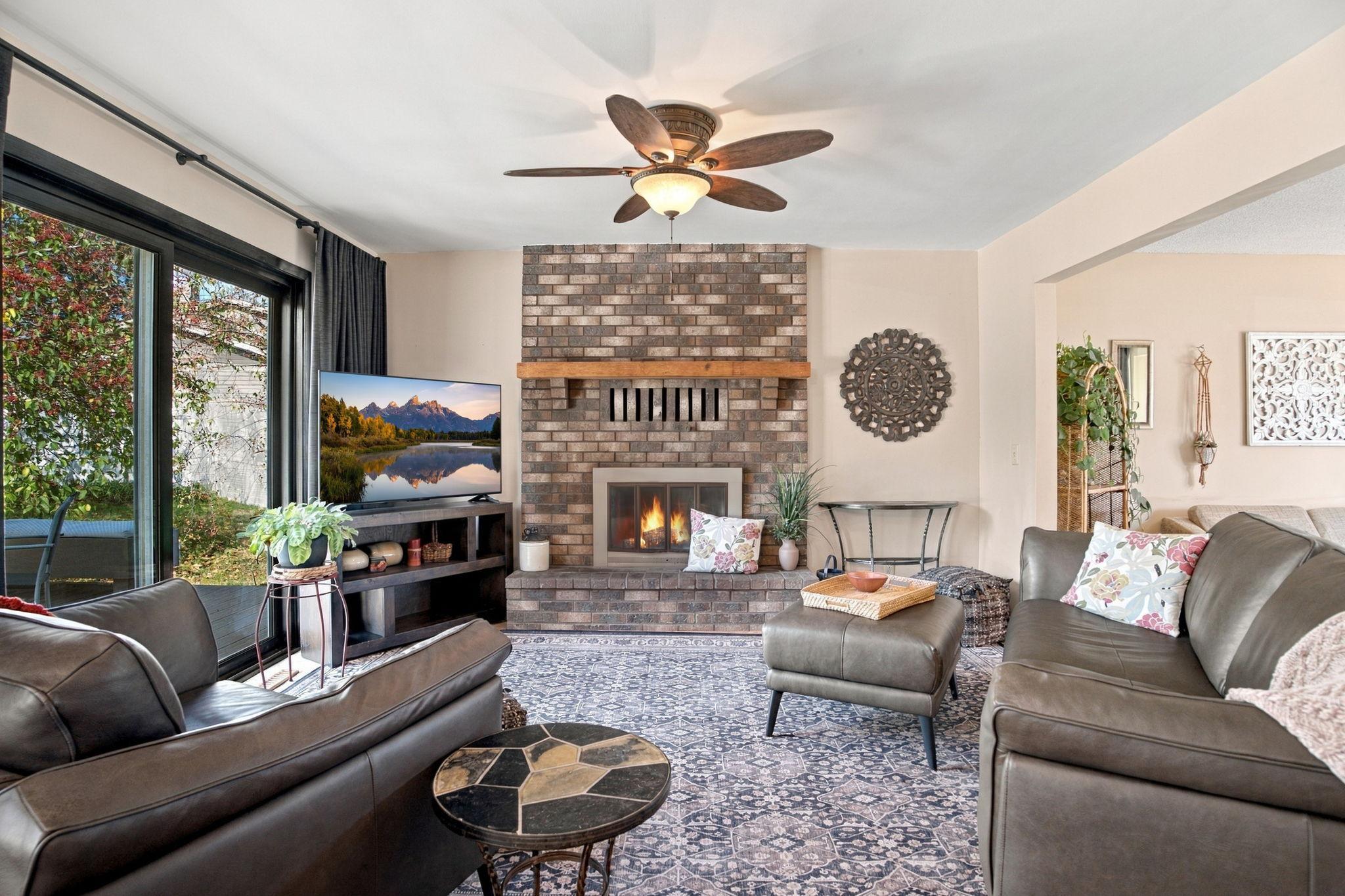 10626 Daisy Circle Property Photo 14