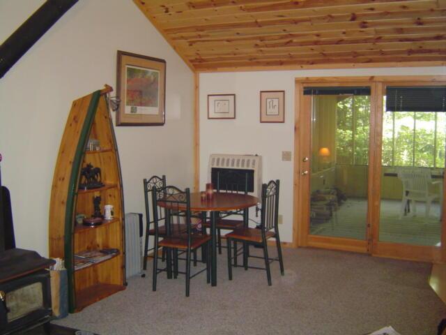 307 S Lake Lawrence Road Ne Property Photo 8