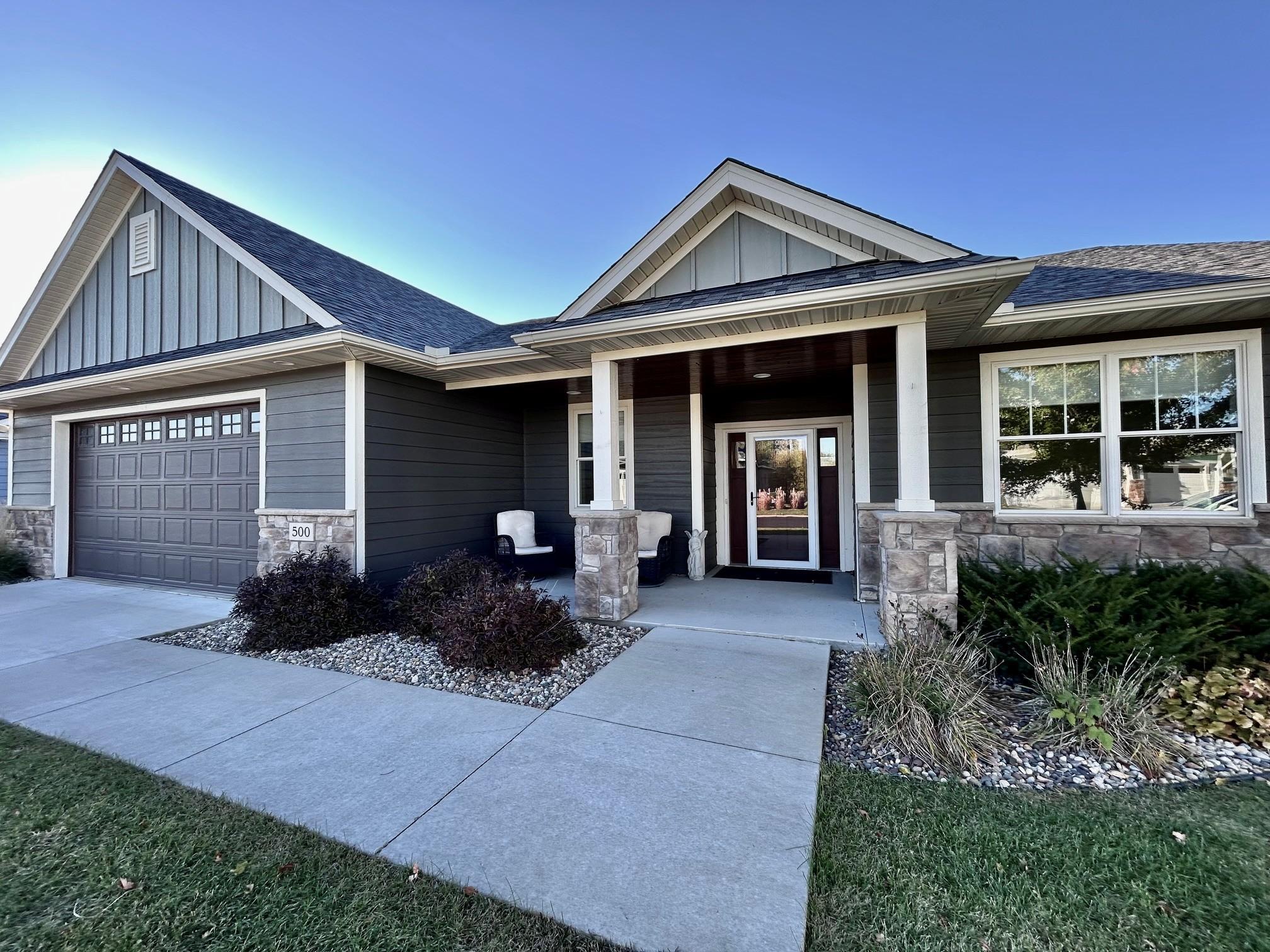500 River Valley Lane Property Photo 1