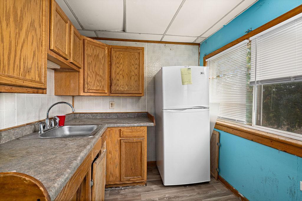 12 E 5th Street Property Photo 2