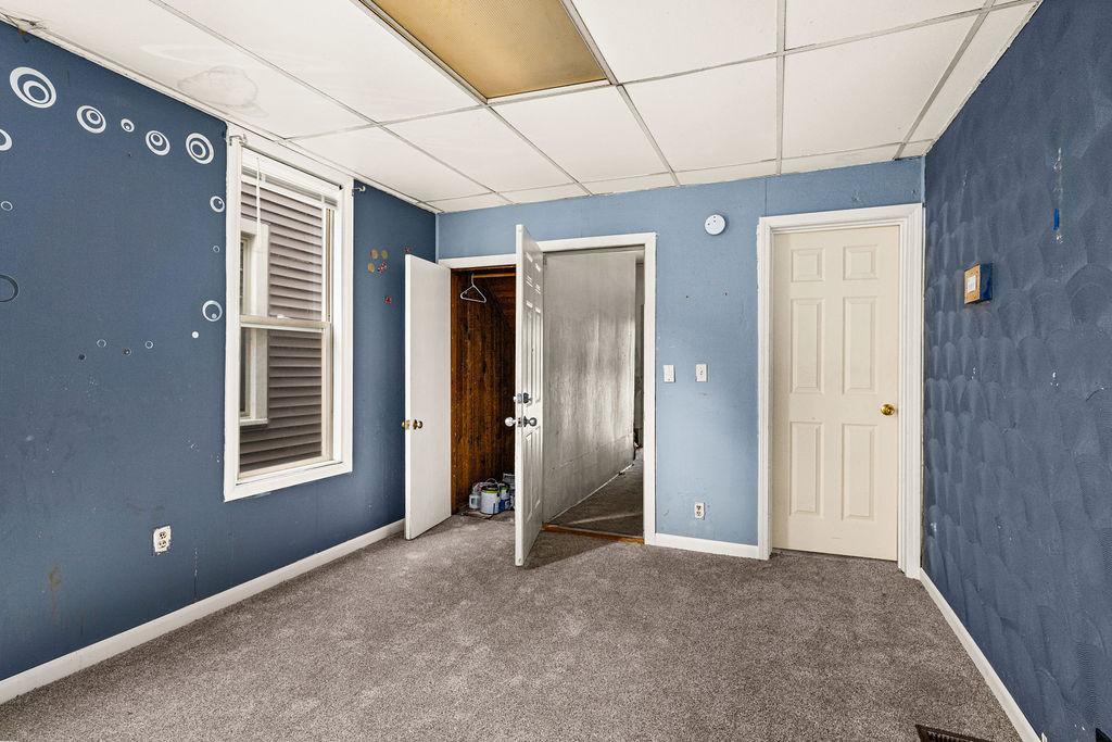12 E 5th Street Property Photo 5