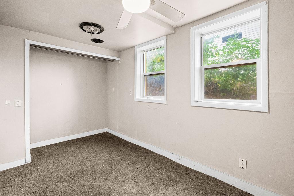 12 E 5th Street Property Photo 23
