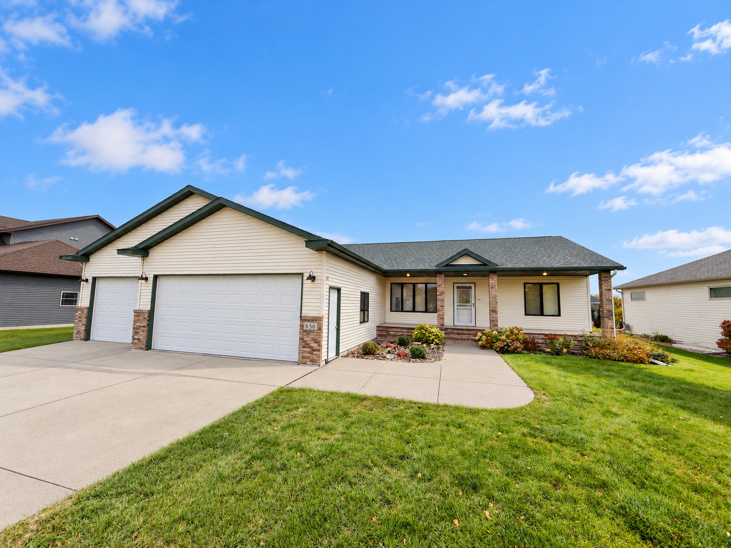 656 Westminster Drive Property Photo 1