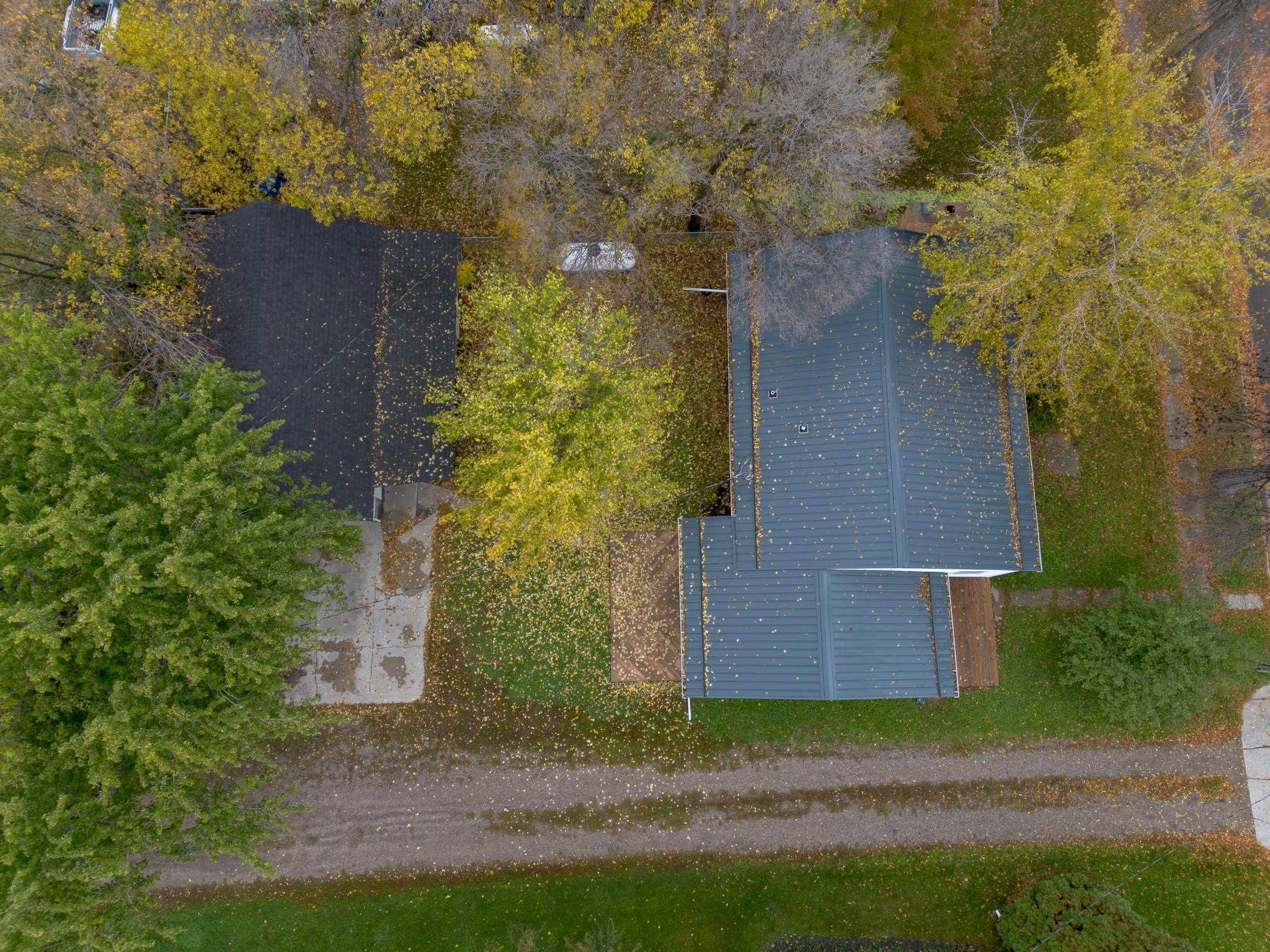 216 1st Avenue E Property Photo 6