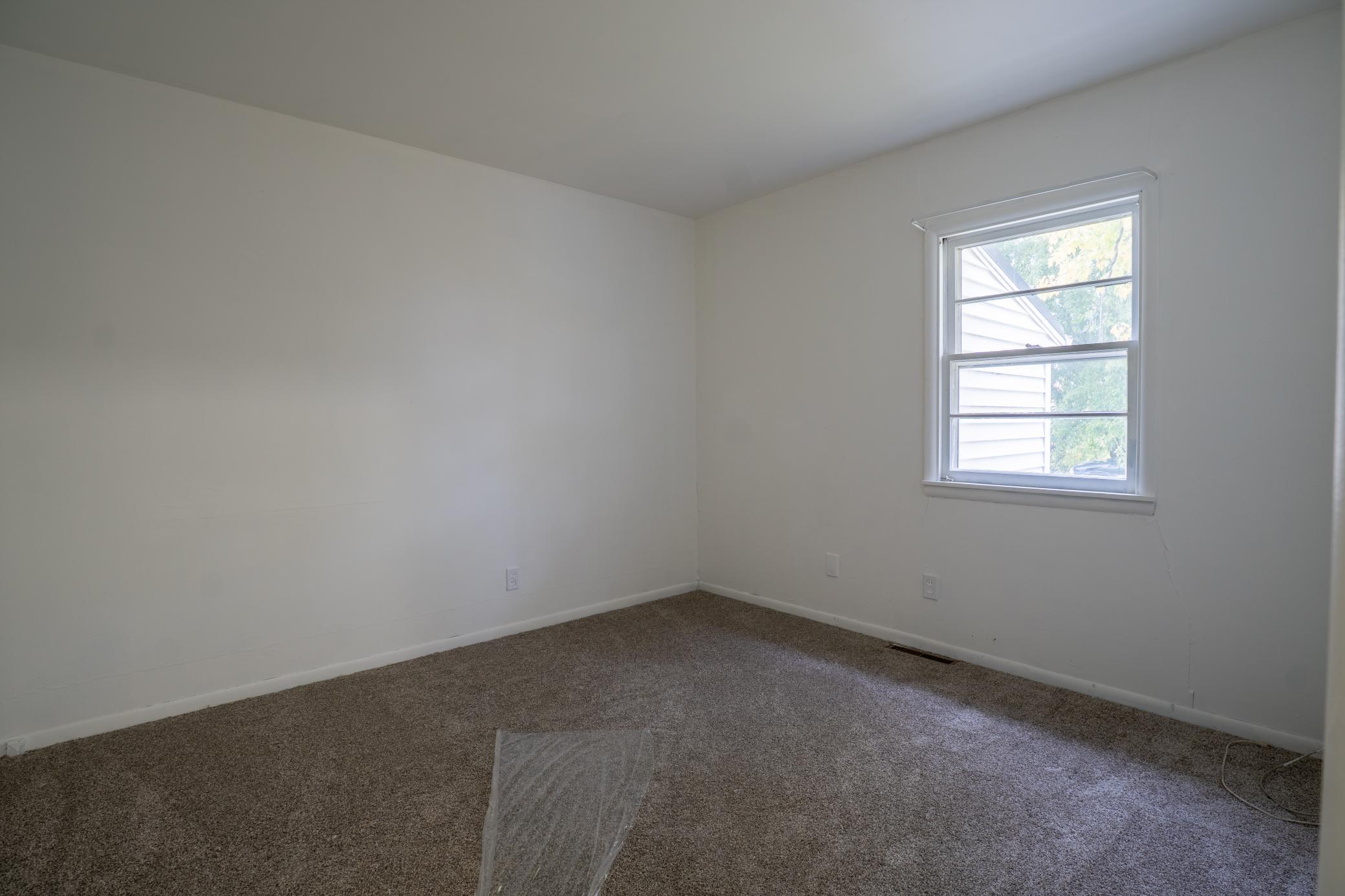 216 1st Avenue E Property Photo 15