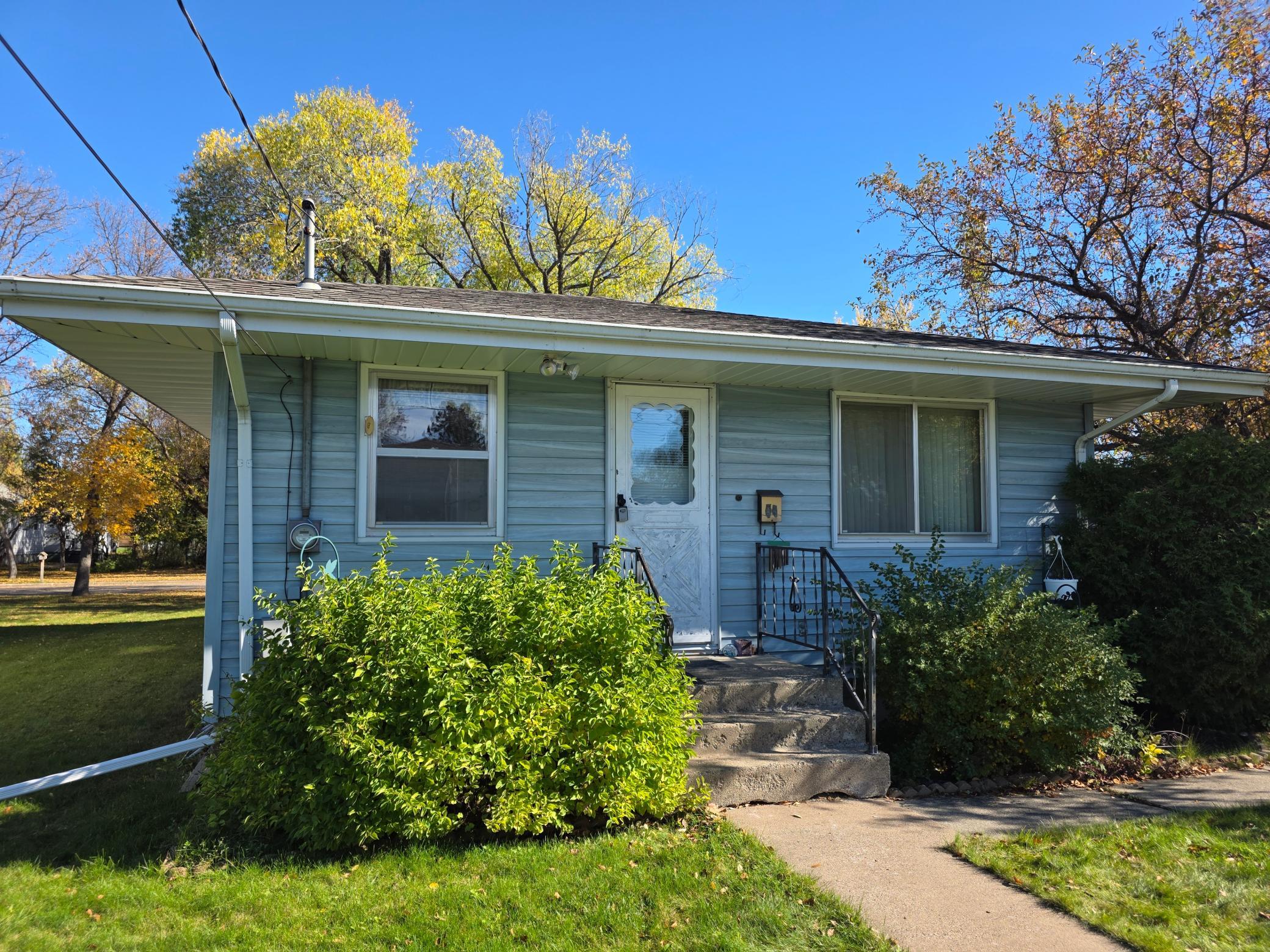 1320 1st Avenue E Property Photo 1