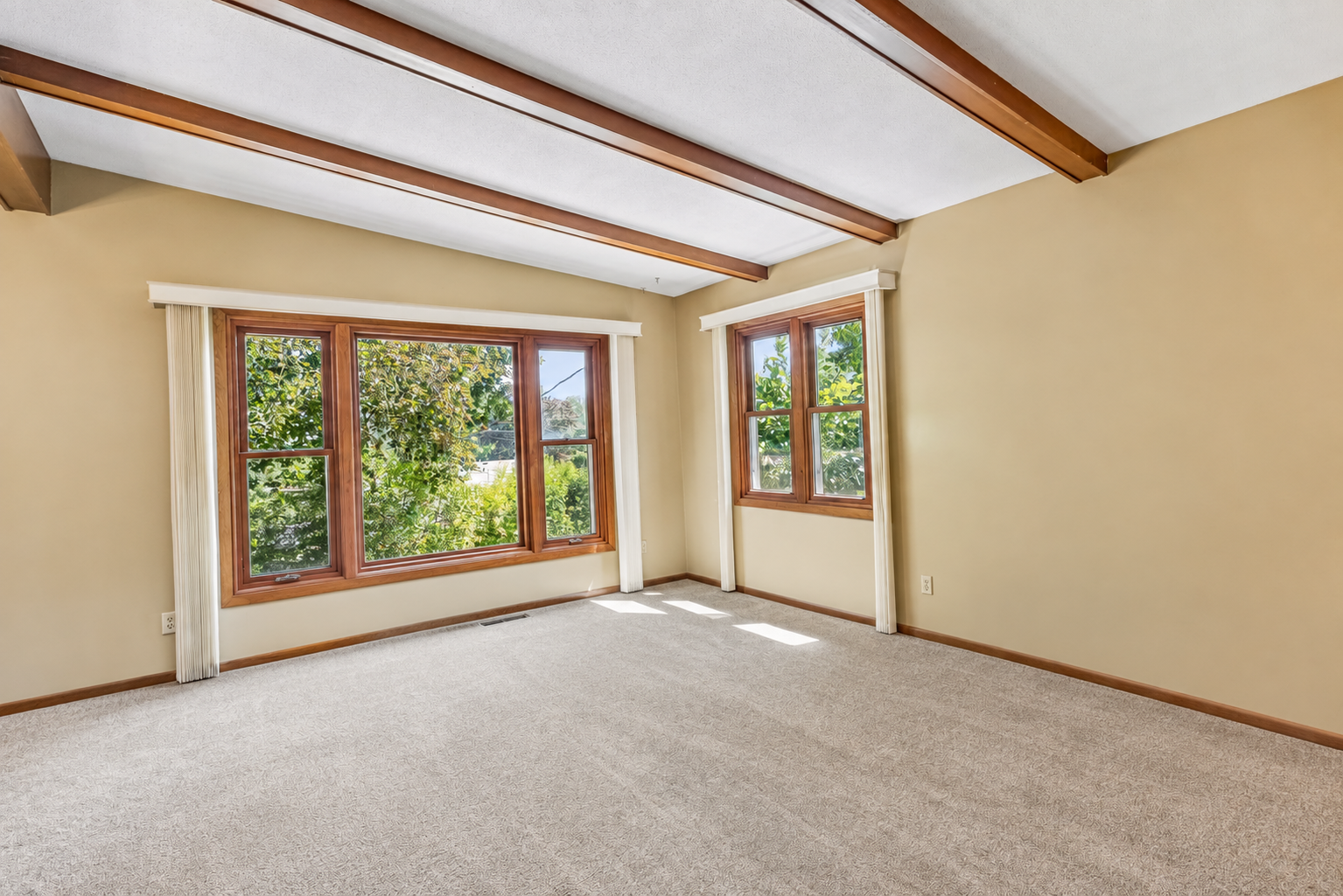 95 15th Avenue Sw Property Photo 2
