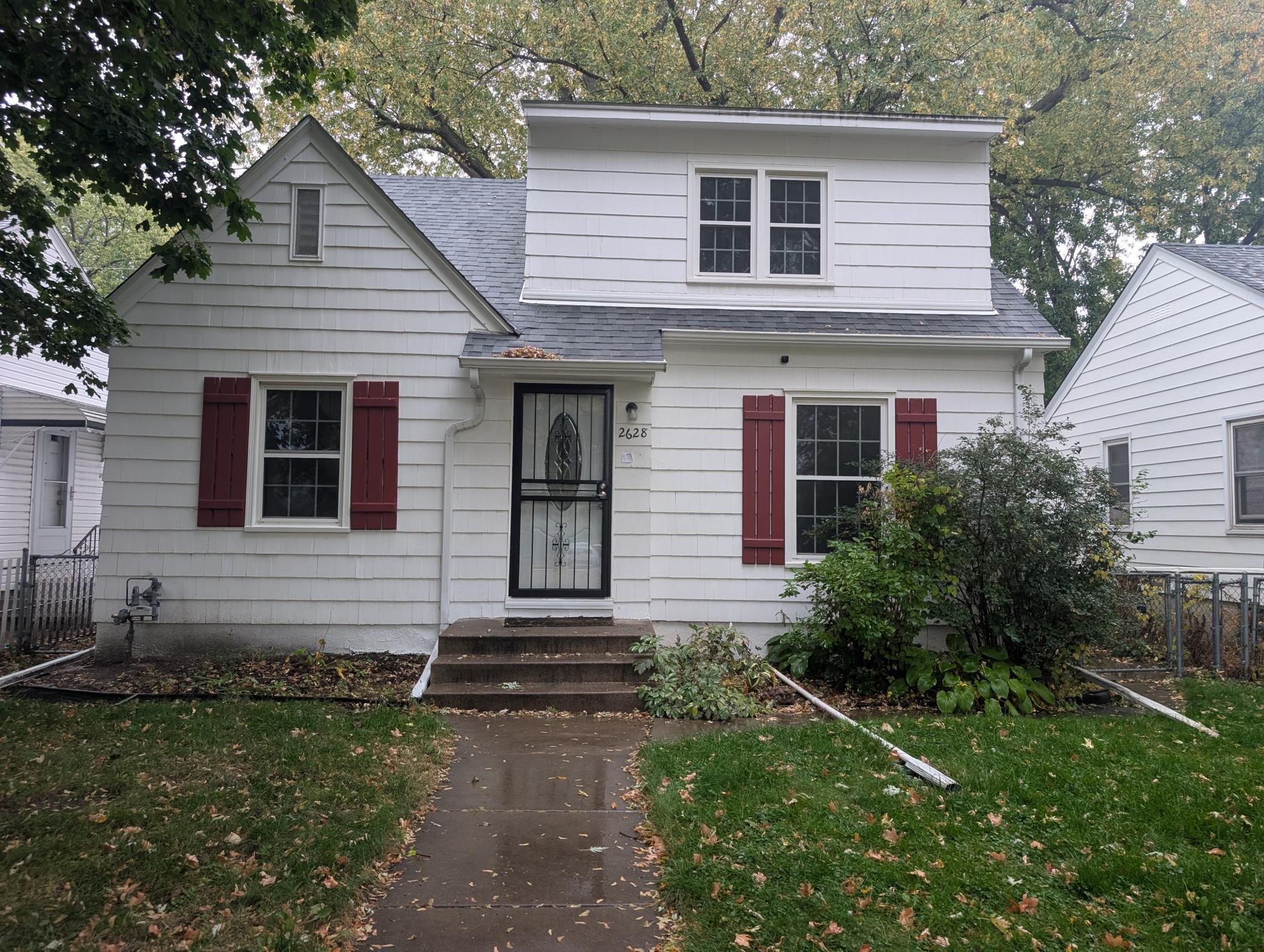 2628 Abbott Avenue N Property Photo 1