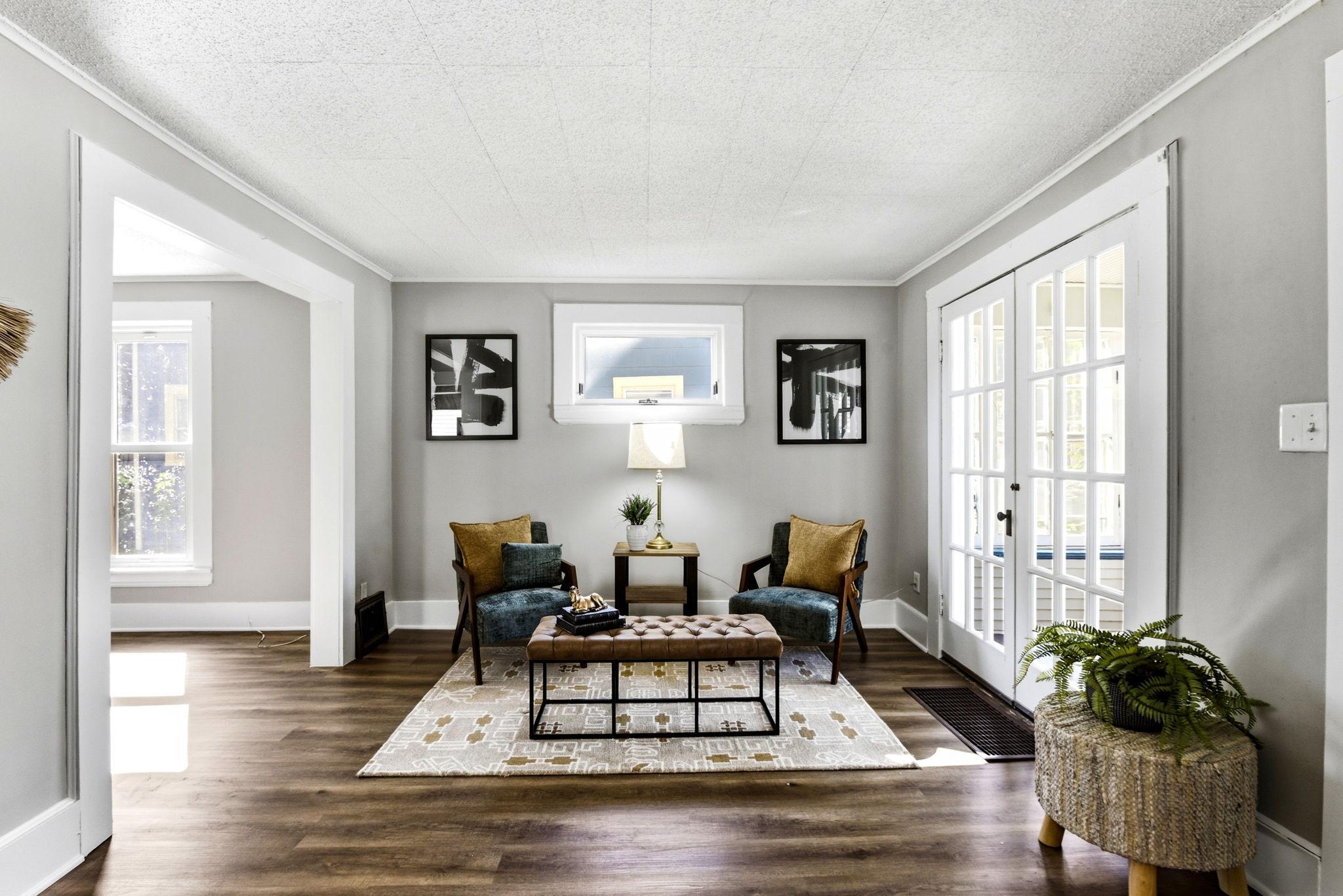 1530 Selby Avenue Property Photo 1