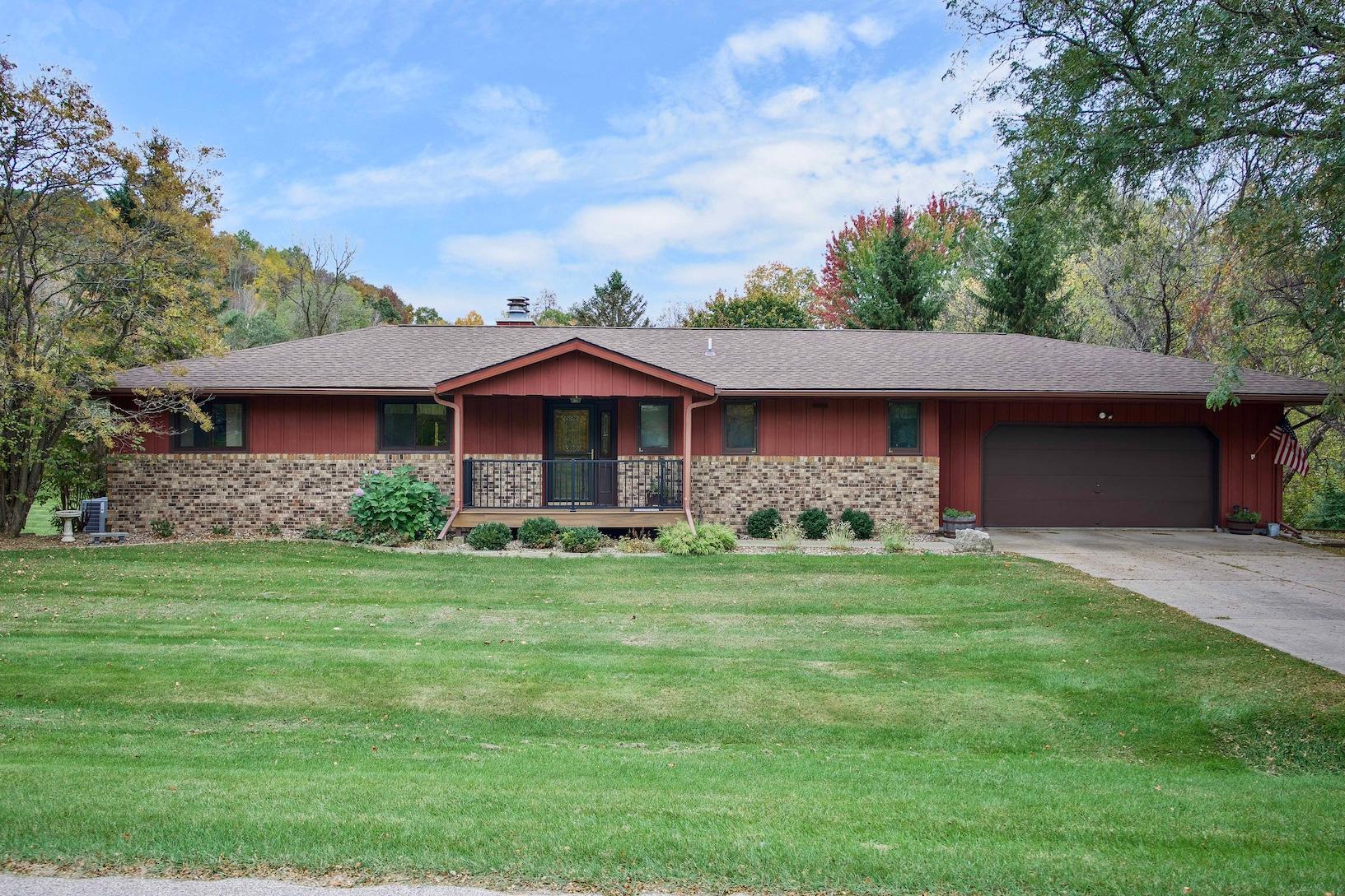 2197 Clinton Drive Property Photo 1
