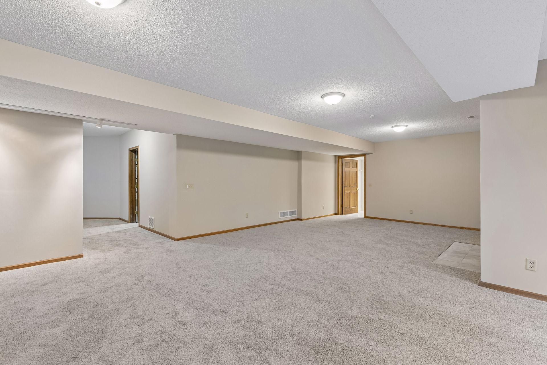 12708 Diamond Drive Property Photo 45