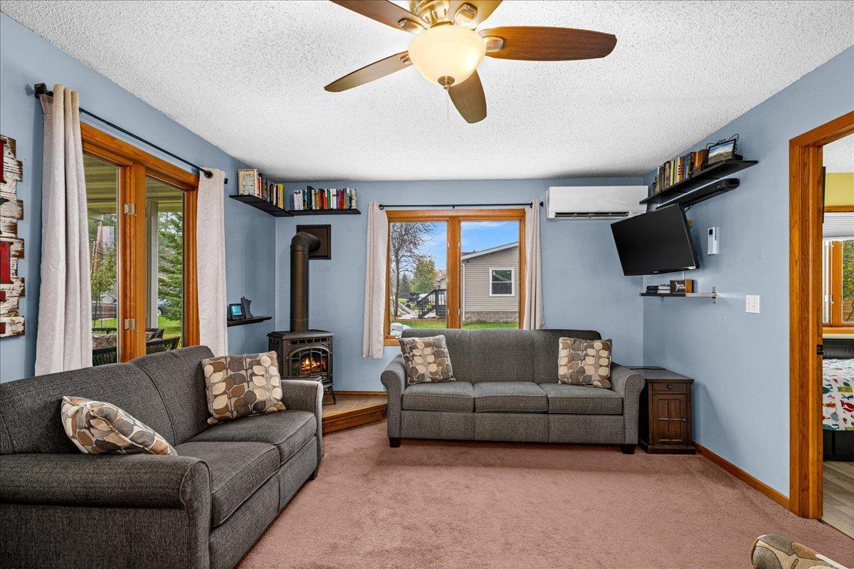 21 Dalles Avenue Property Photo 9