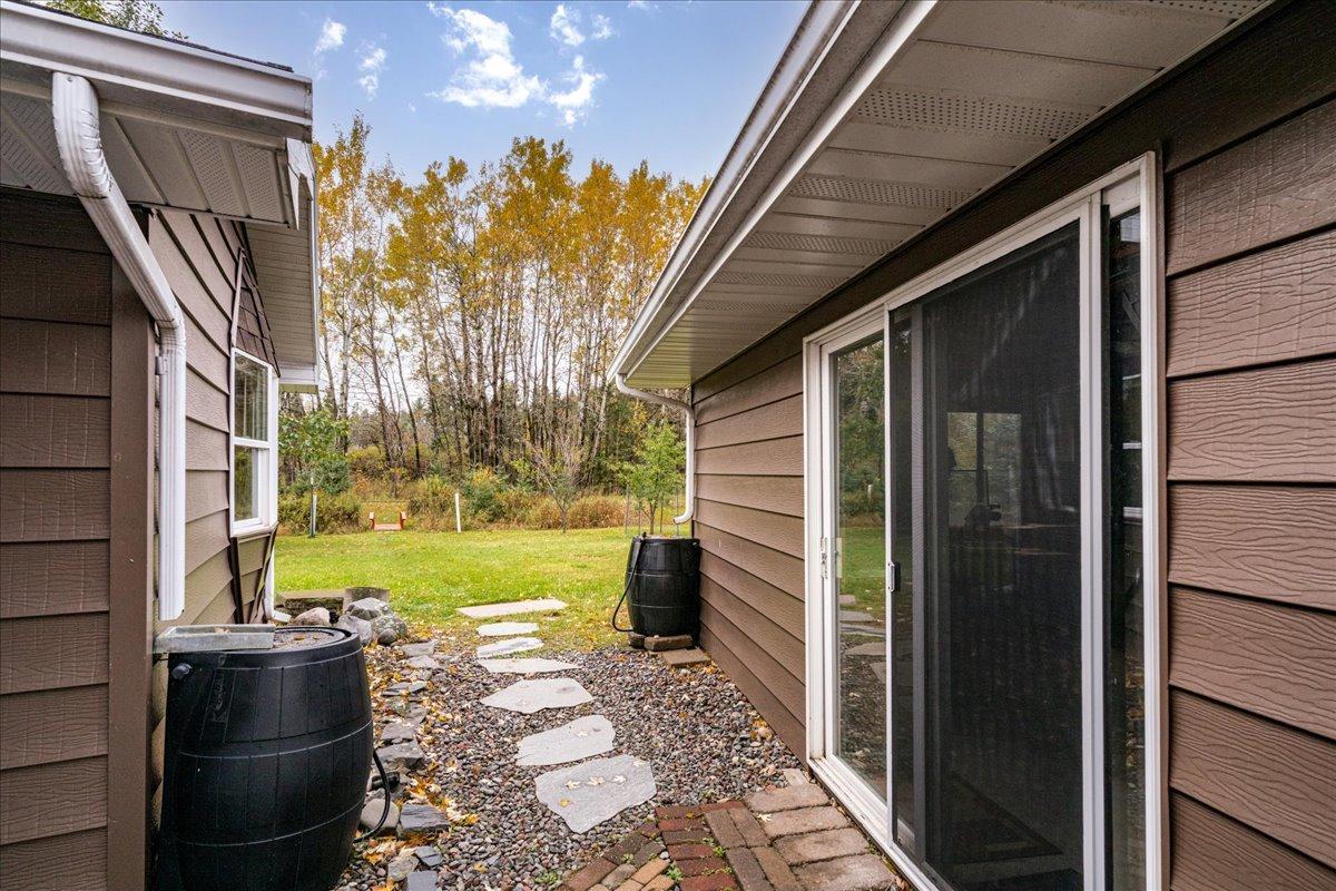 21 Dalles Avenue Property Photo 24